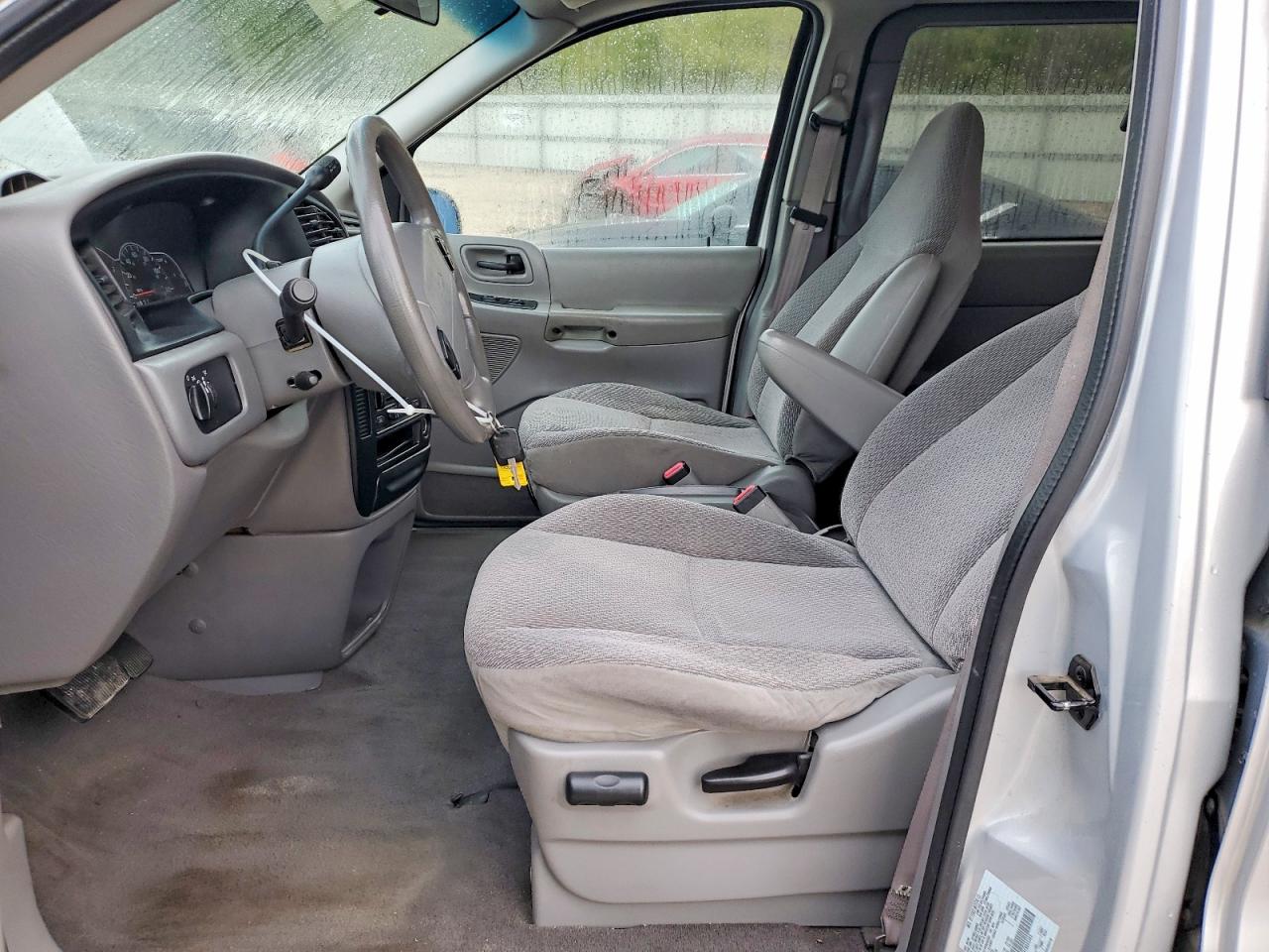 2000 Ford Windstar Lx Silver vin: 2FMZA5149YBD03383