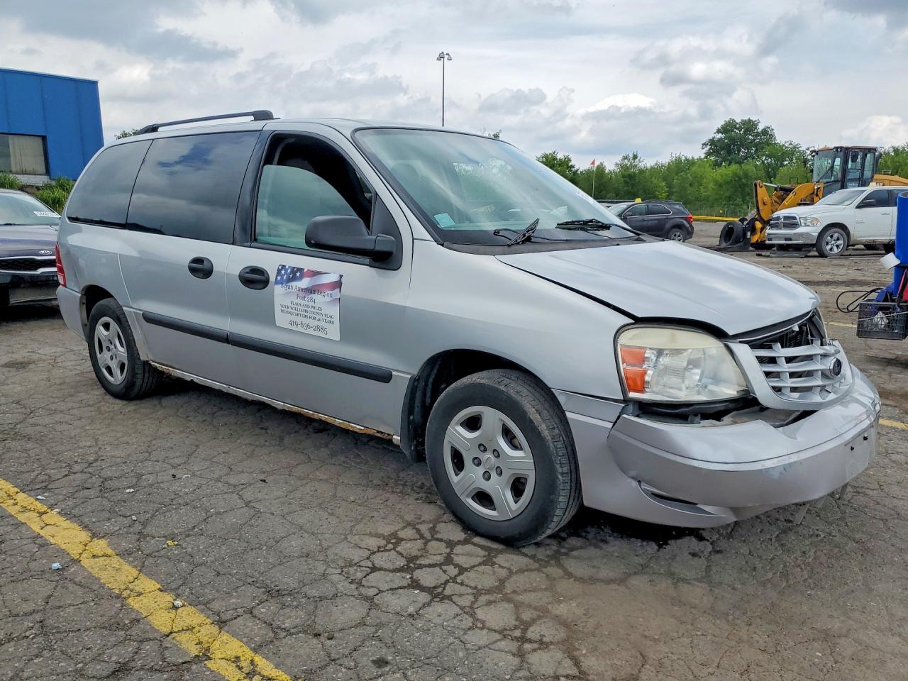 2007 Ford Freestar Se Silver vin: 2FMZA51607BA01139