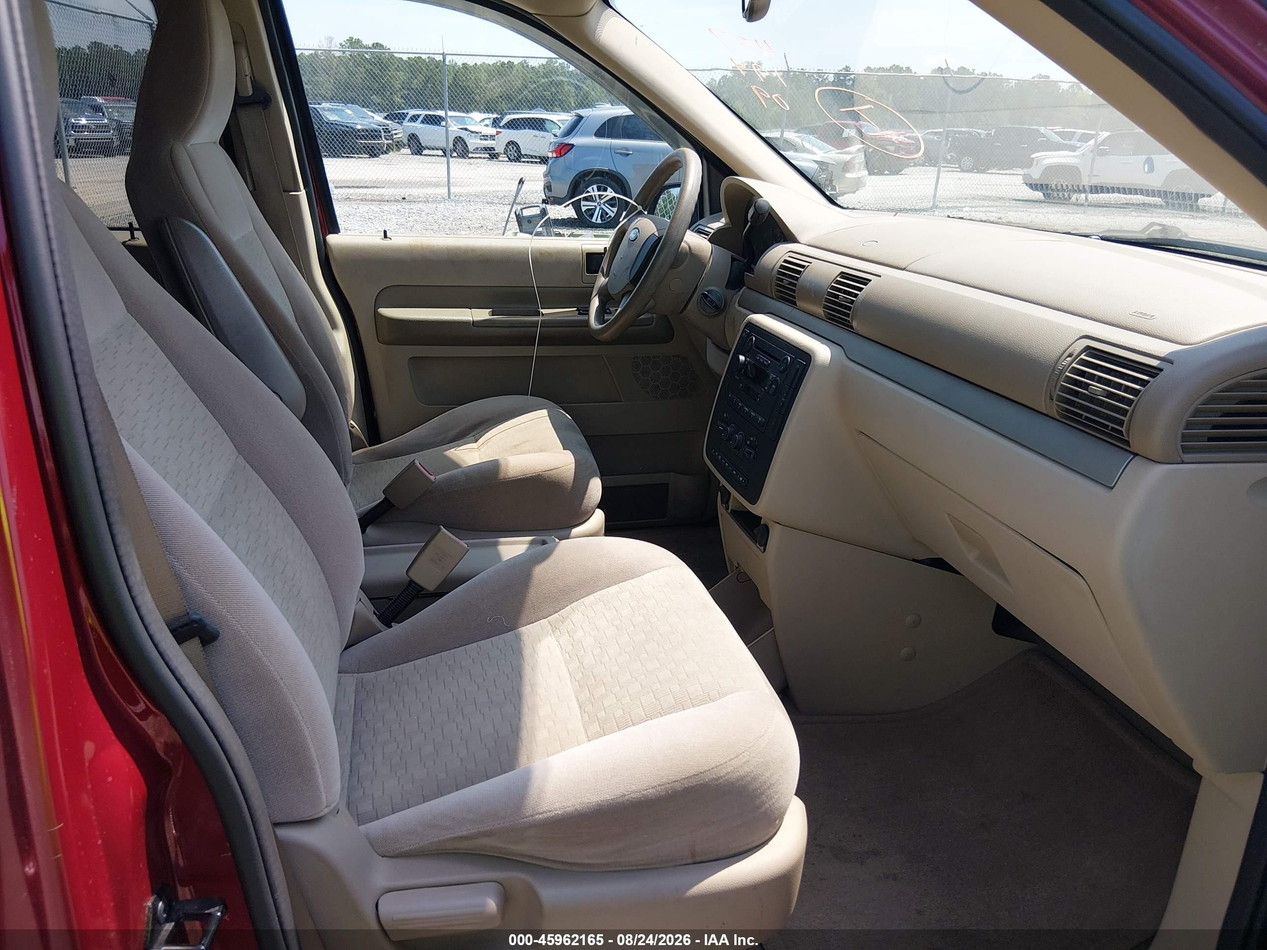 2004 Ford Freestar Se Red vin: 2FMZA51614BA90599