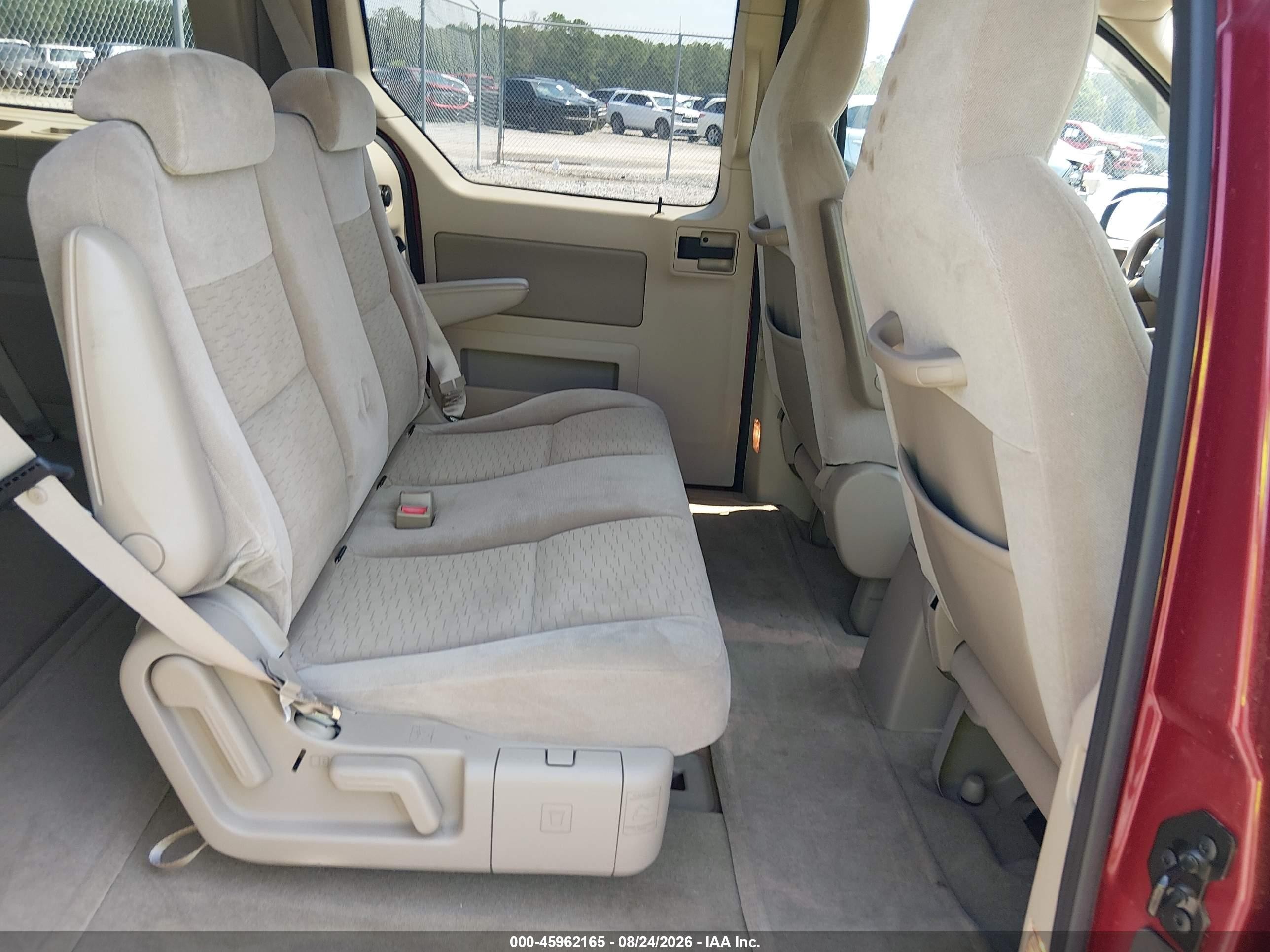 2004 Ford Freestar Se Red vin: 2FMZA51614BA90599