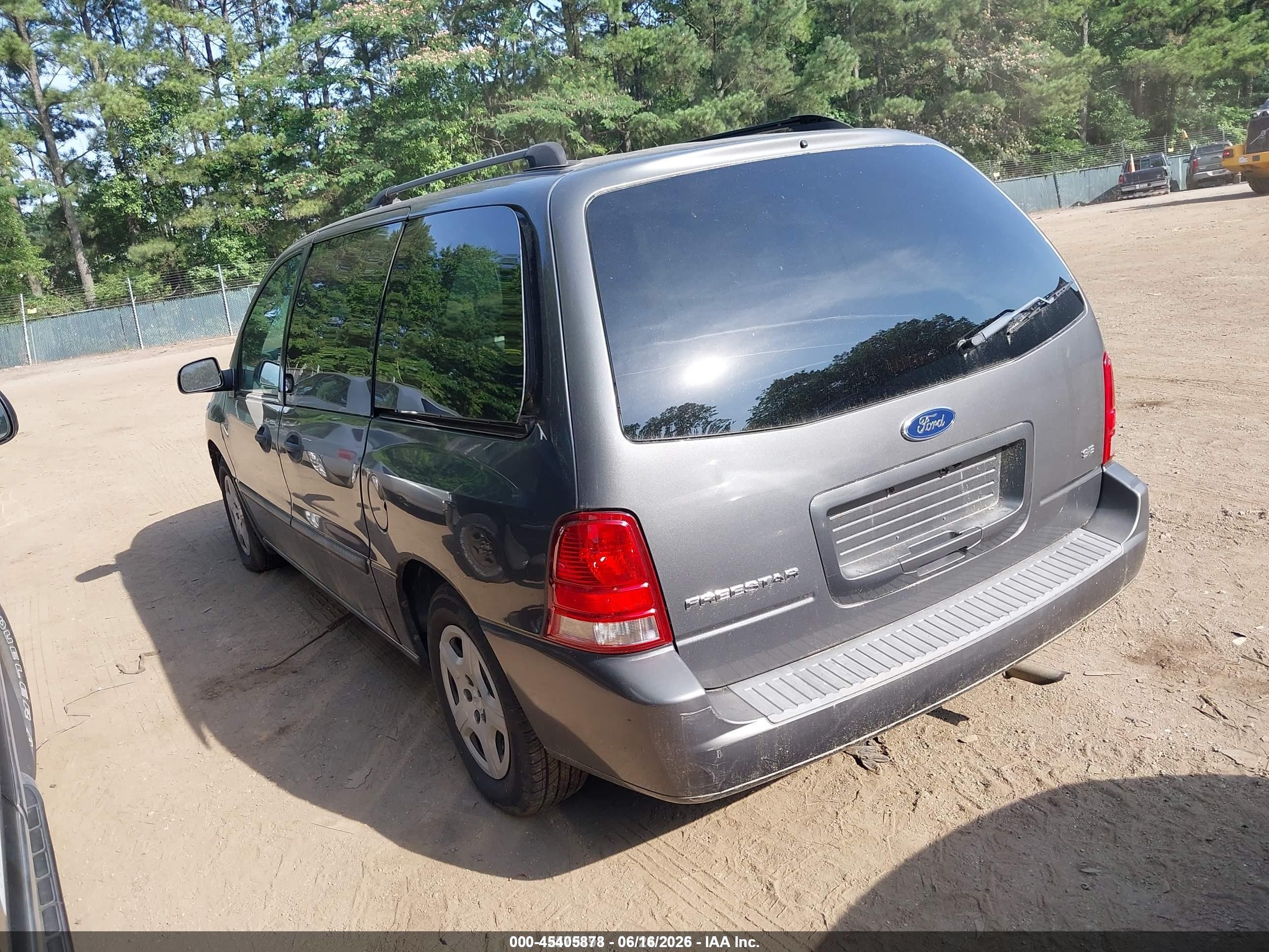 2006 Ford Freestar Se Gray vin: 2FMZA51626BA54908