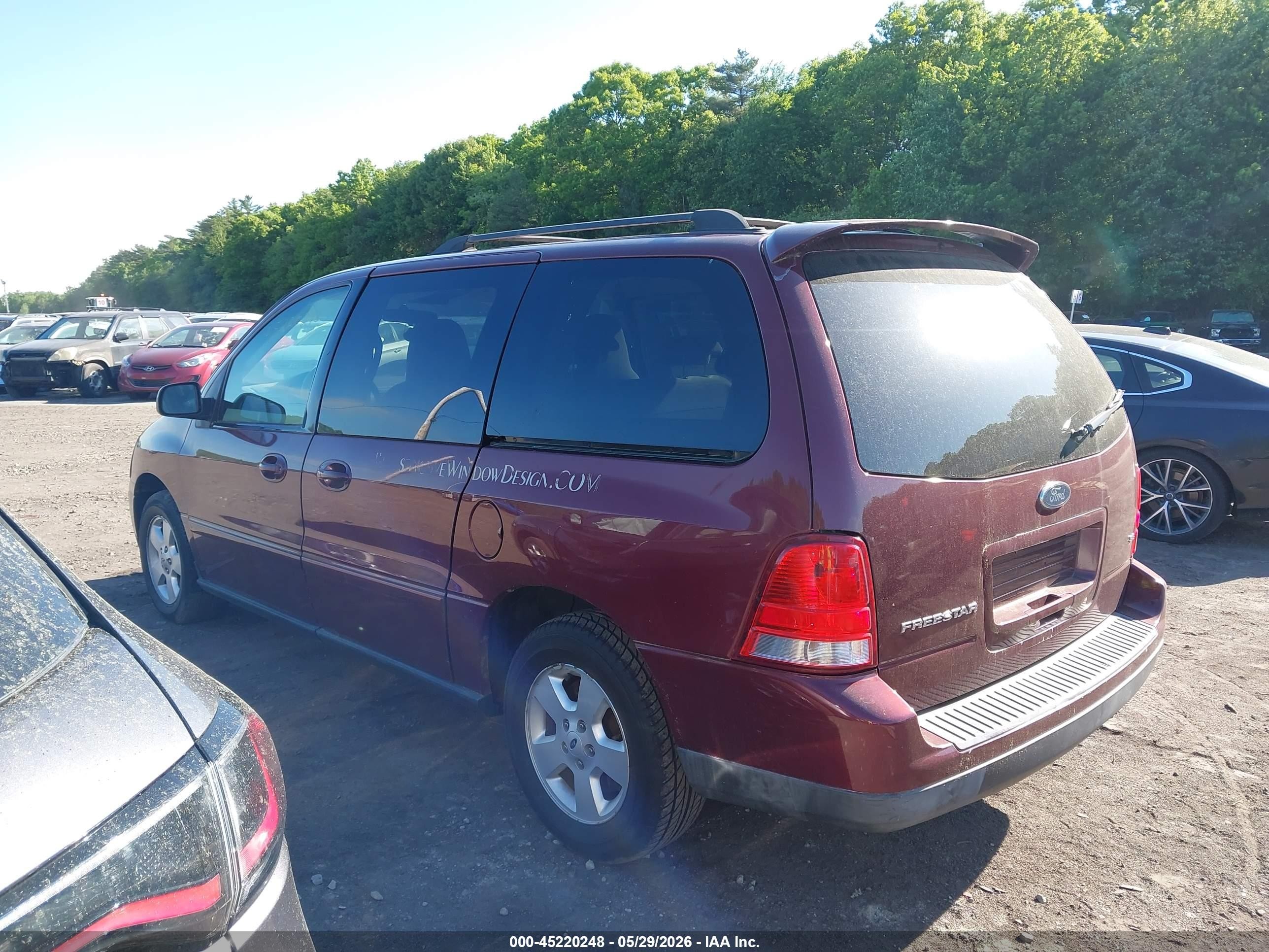 2006 Ford Freestar Se Burgundy vin: 2FMZA51636BA38474