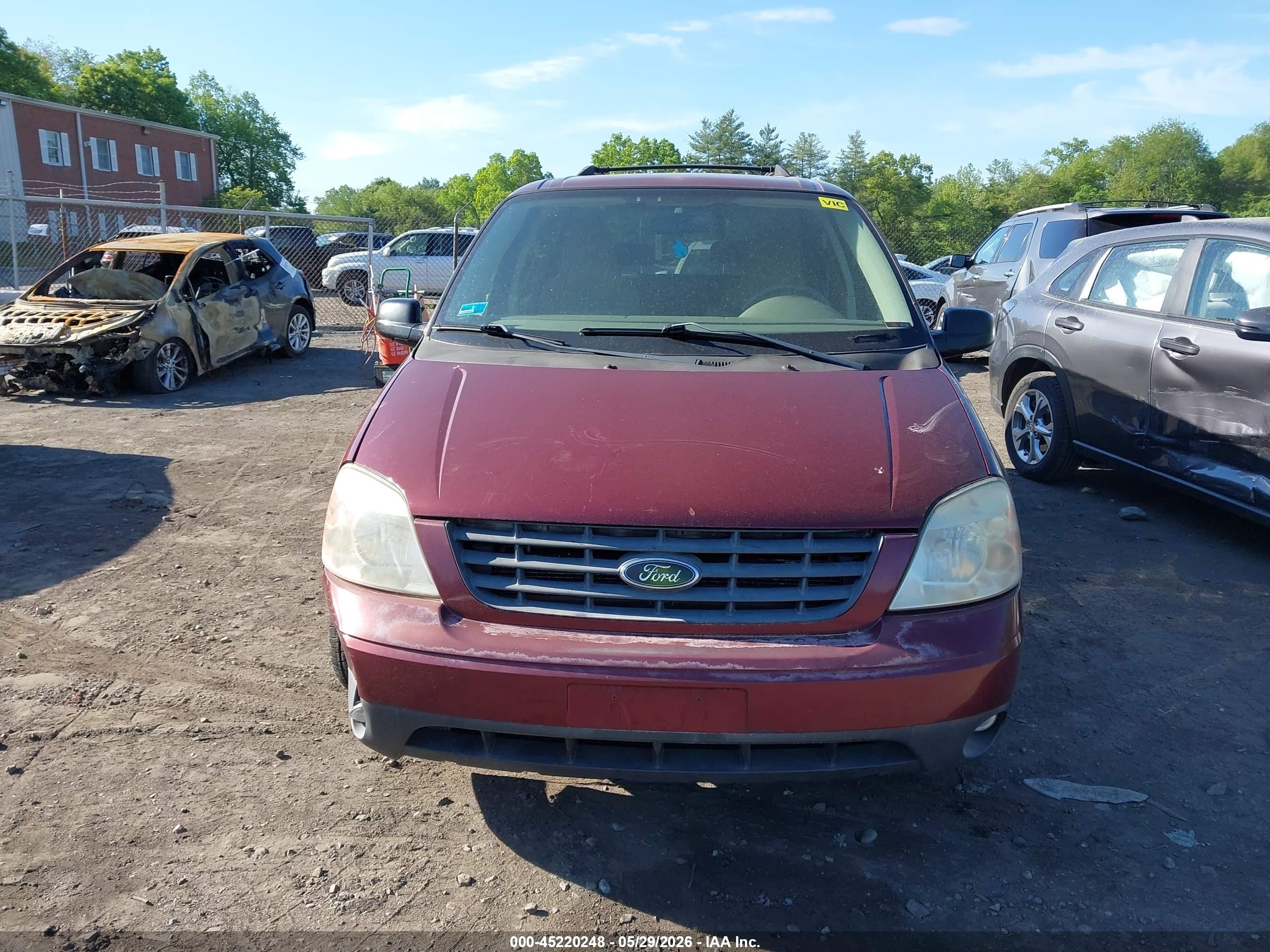 2006 Ford Freestar Se Burgundy vin: 2FMZA51636BA38474