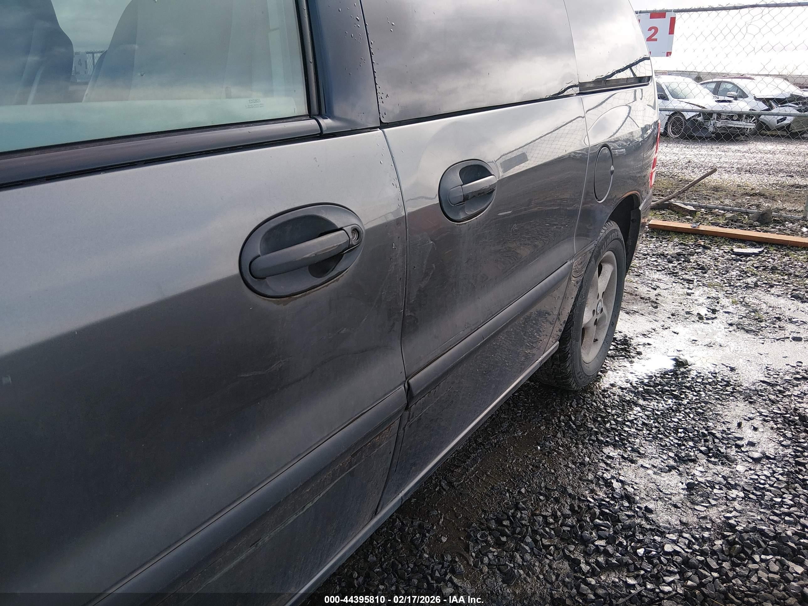 2006 Ford Freestar Se Gray vin: 2FMZA51636BA66548