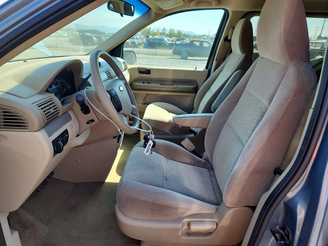2004 Ford Freestar Se Синий vin: 2FMZA51664BB16520