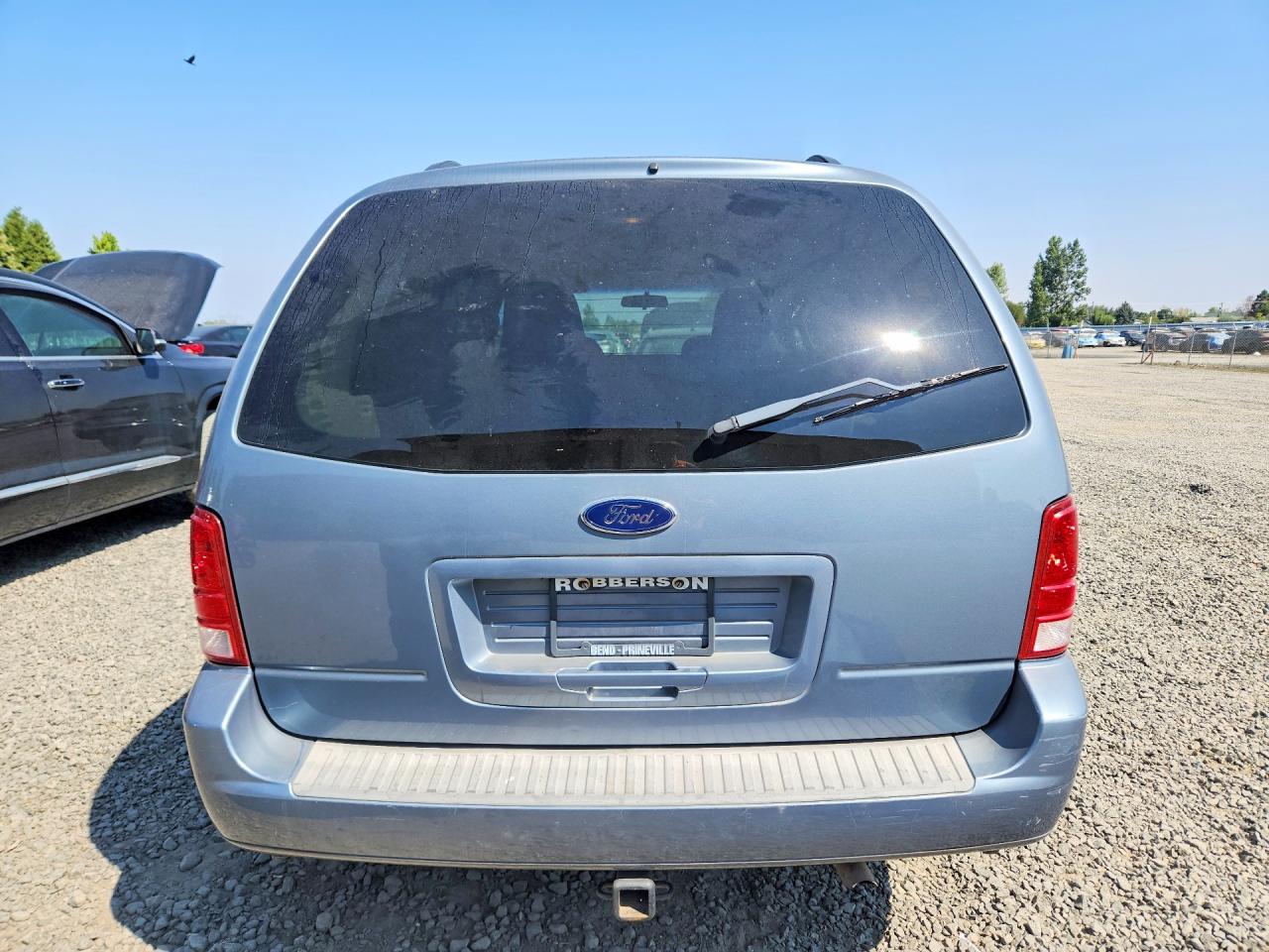 2004 Ford Freestar Se Синий vin: 2FMZA51664BB16520