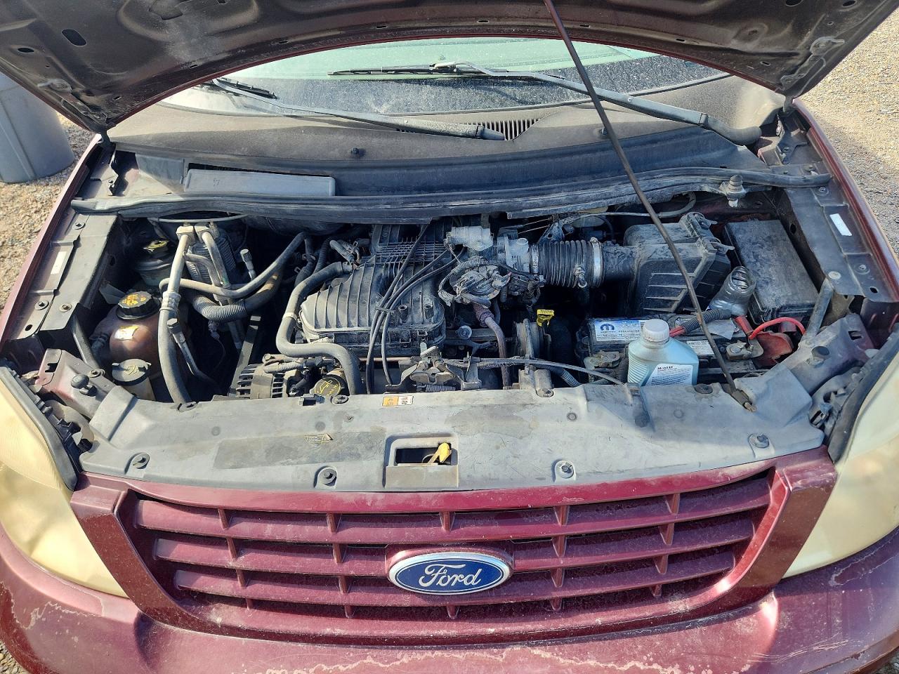 2007 Ford Freestar Se Maroon vin: 2FMZA51677BA12526