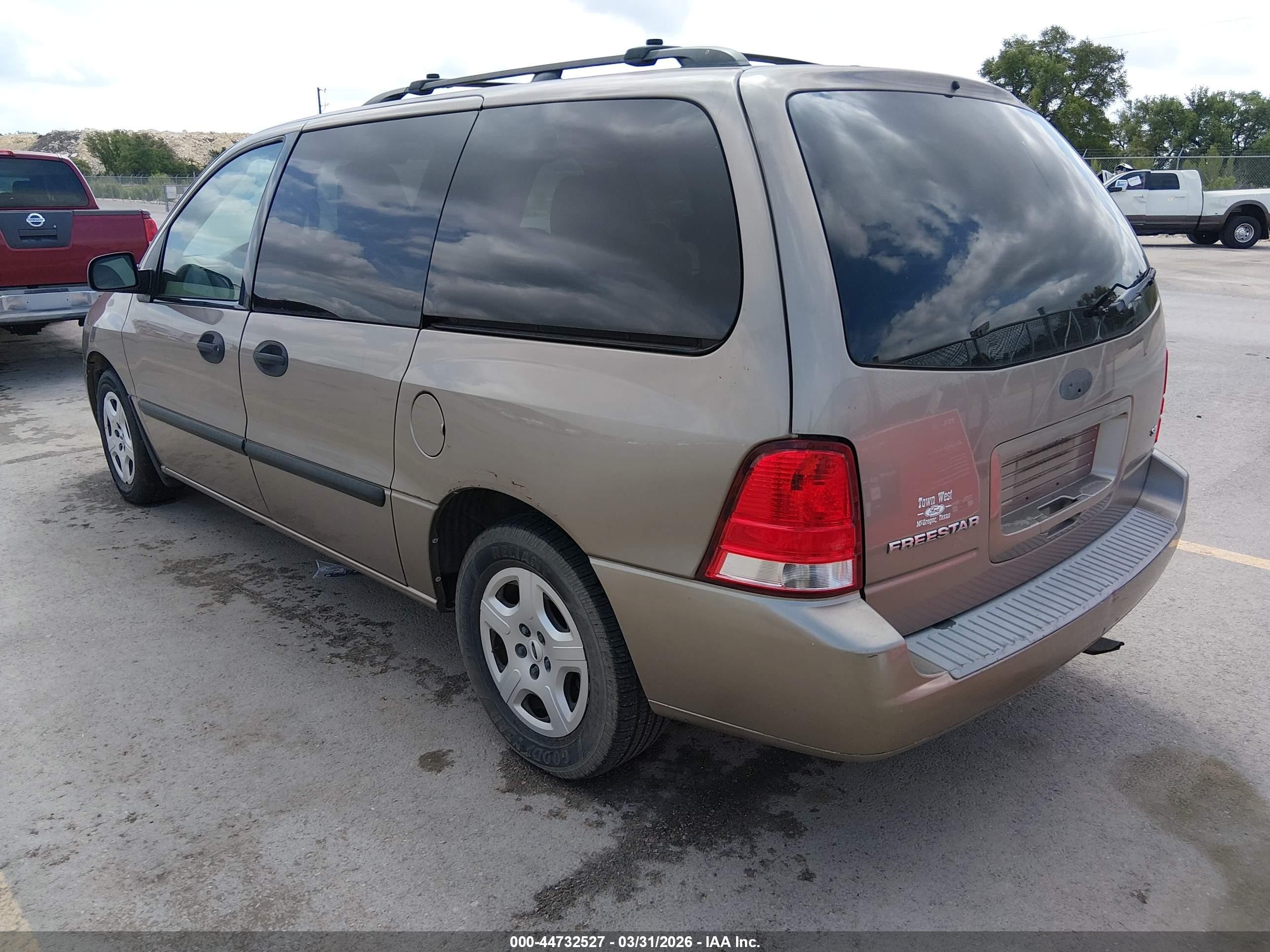 2004 Ford Freestar Se Brown vin: 2FMZA51684BB12274