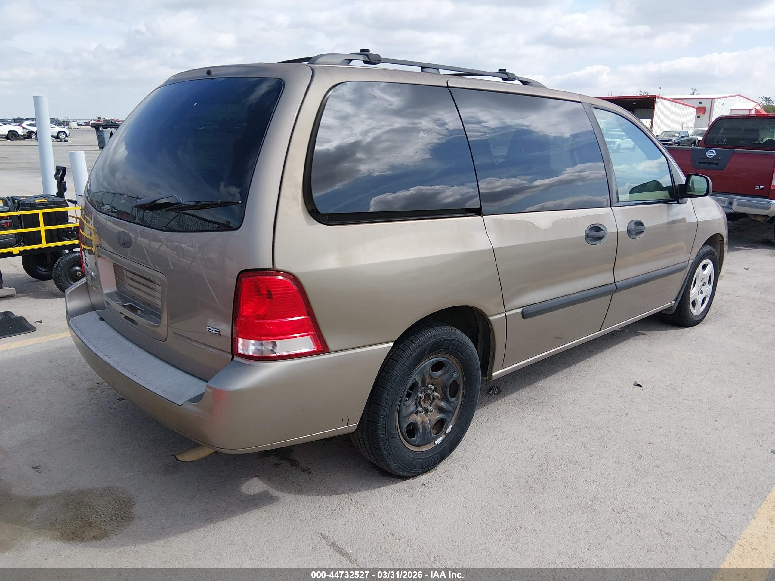 2004 Ford Freestar Se Brown vin: 2FMZA51684BB12274