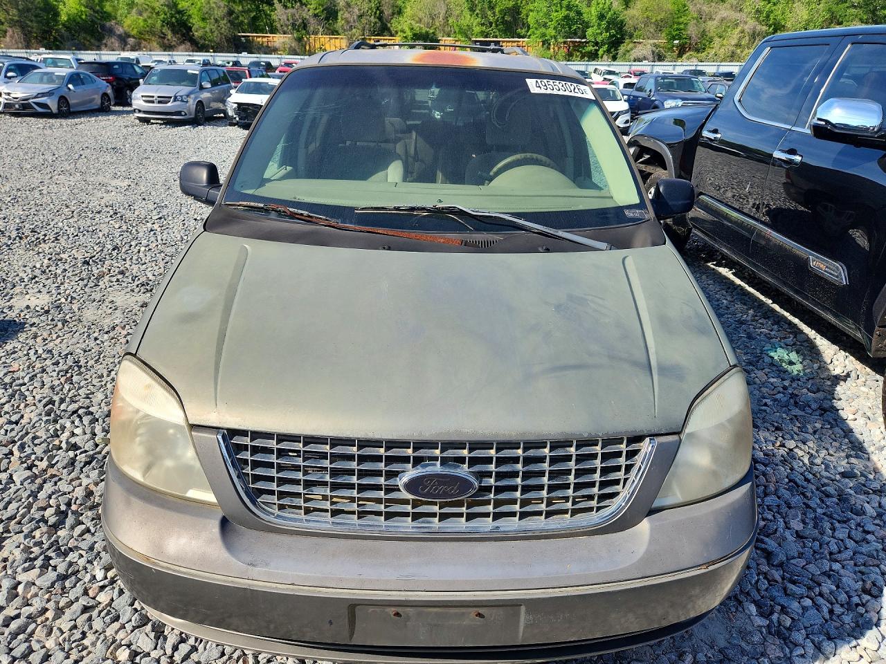 2005 Ford Freestar Gold vin: 2FMZA52215BA79356