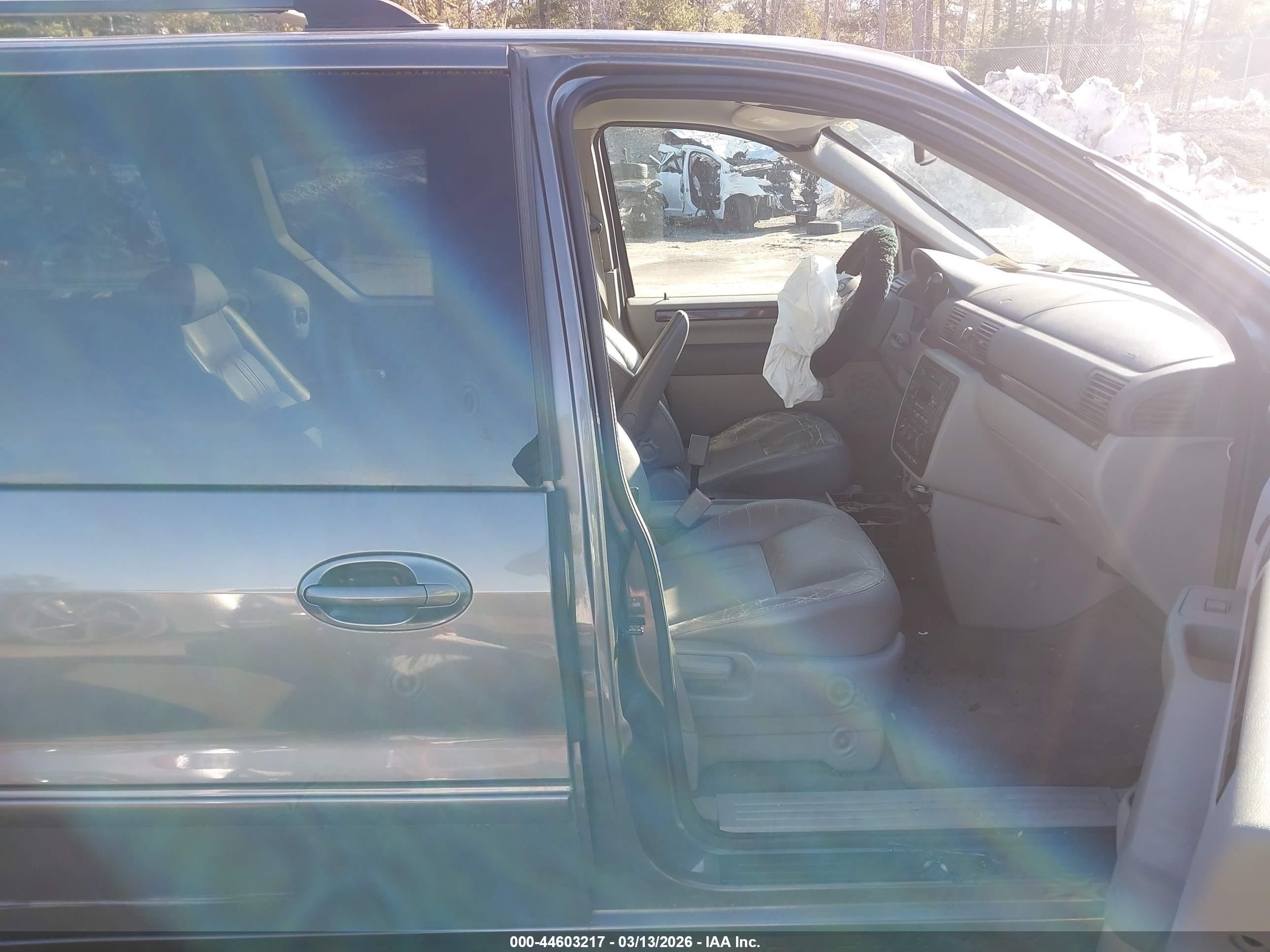 2006 Ford Freestar Sel Gray vin: 2FMZA52216BA03895