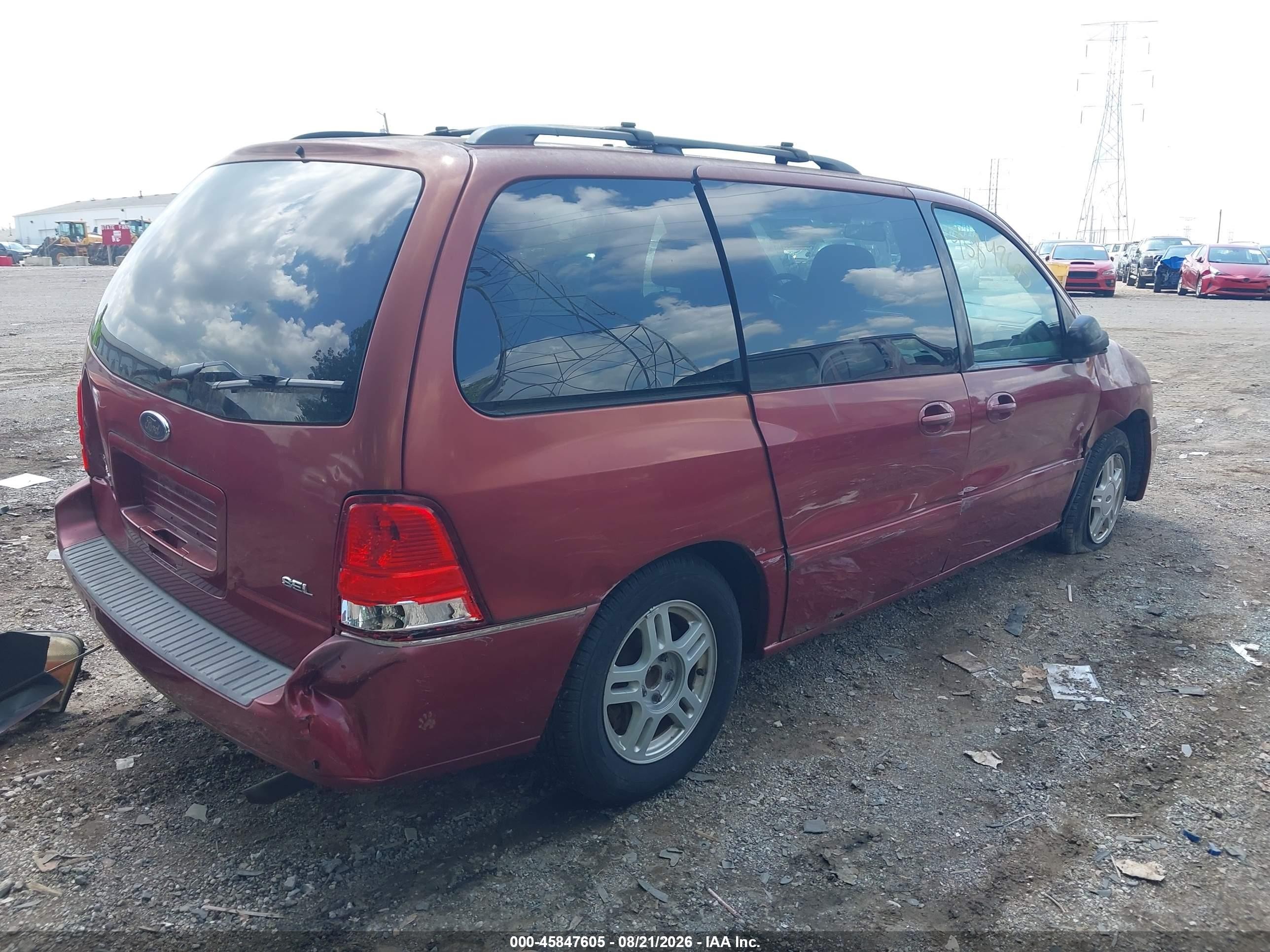 2005 Ford Freestar Sel Red vin: 2FMZA52245BA83885