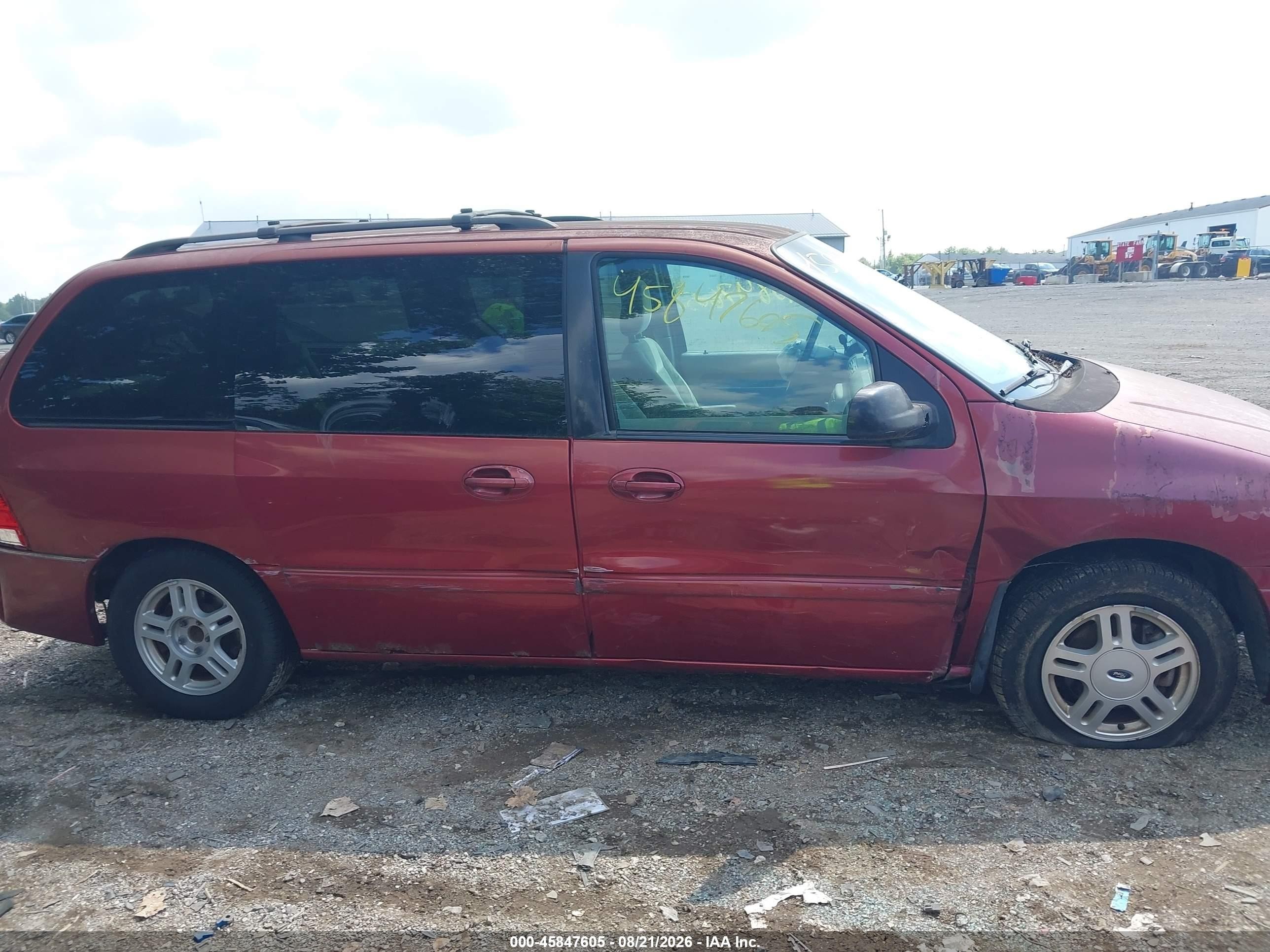2005 Ford Freestar Sel Red vin: 2FMZA52245BA83885