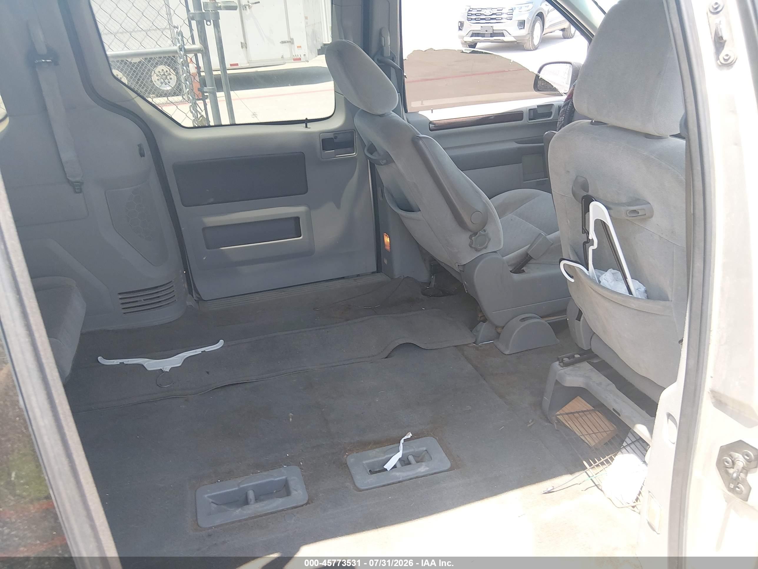 2006 Ford Freestar Sel Silver vin: 2FMZA52256BA60312
