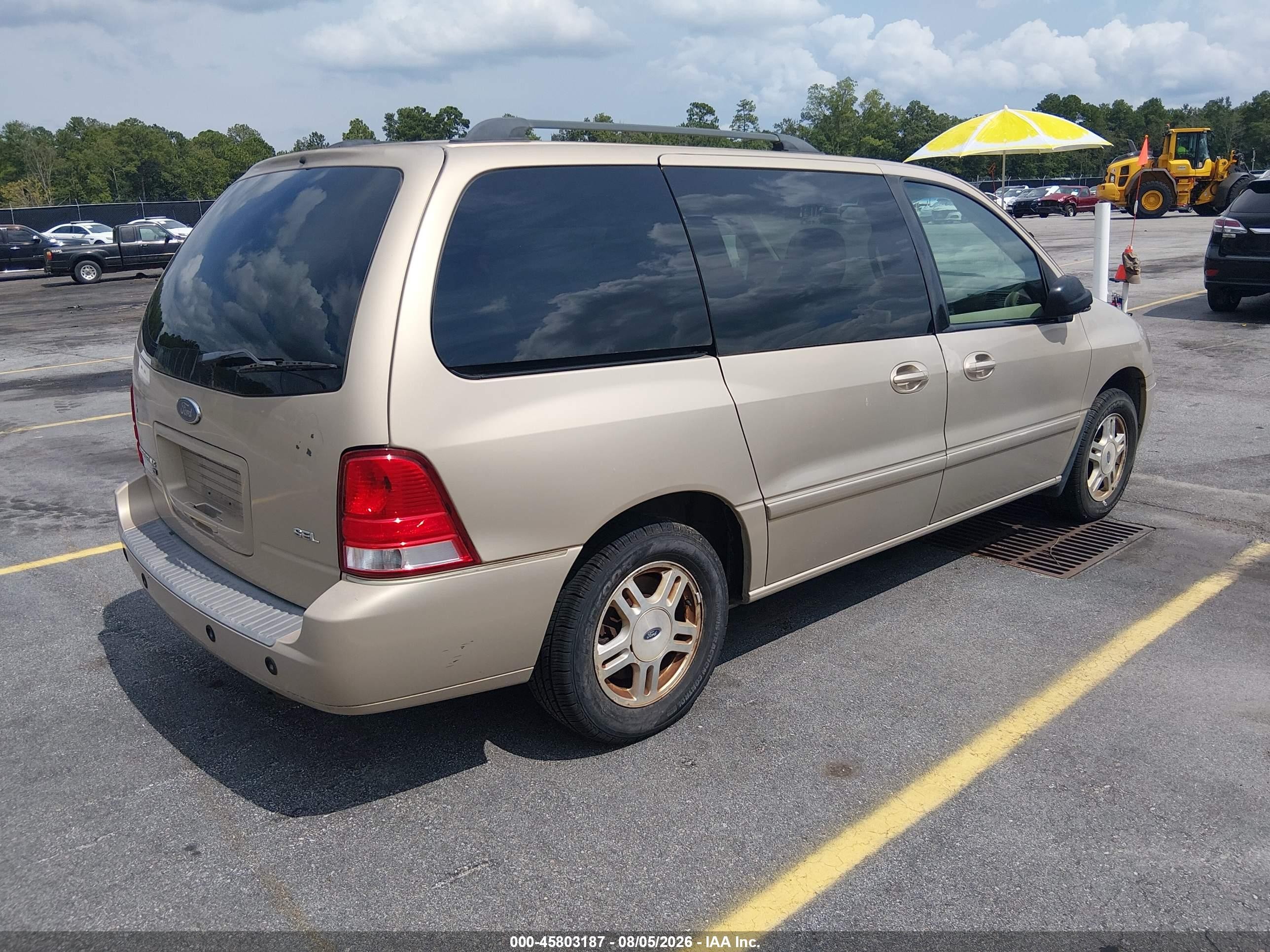 2007 Ford Freestar Sel Gold vin: 2FMZA52257BA07255