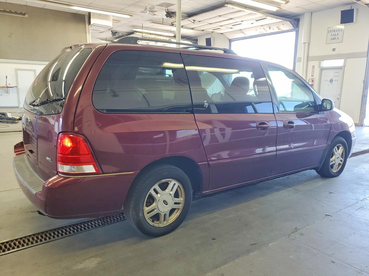 2006 Ford Freestar Sel Burgundy vin: 2FMZA52266BA23723