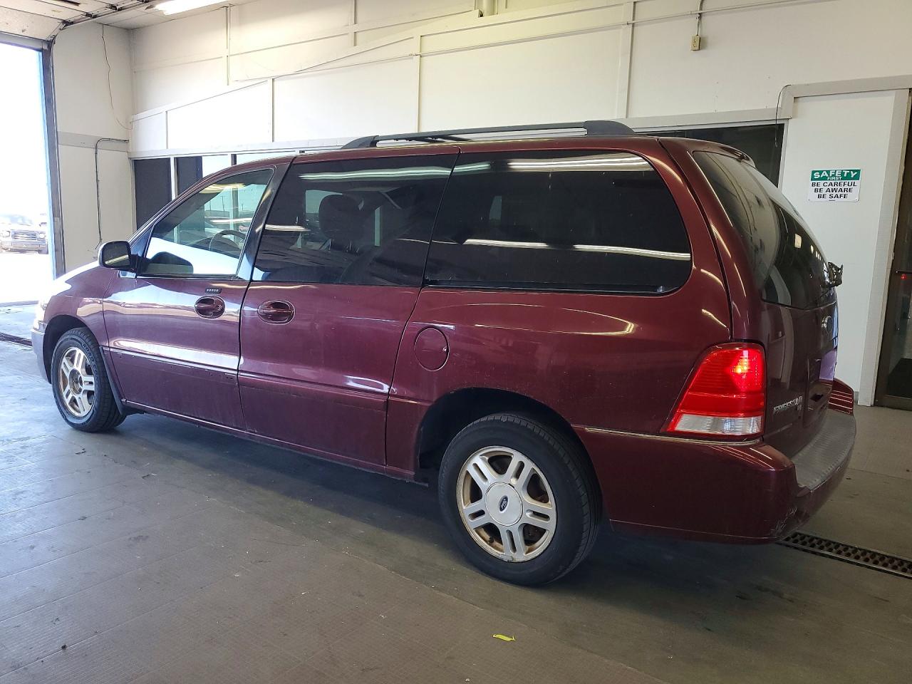 2006 Ford Freestar Sel Burgundy vin: 2FMZA52266BA23723