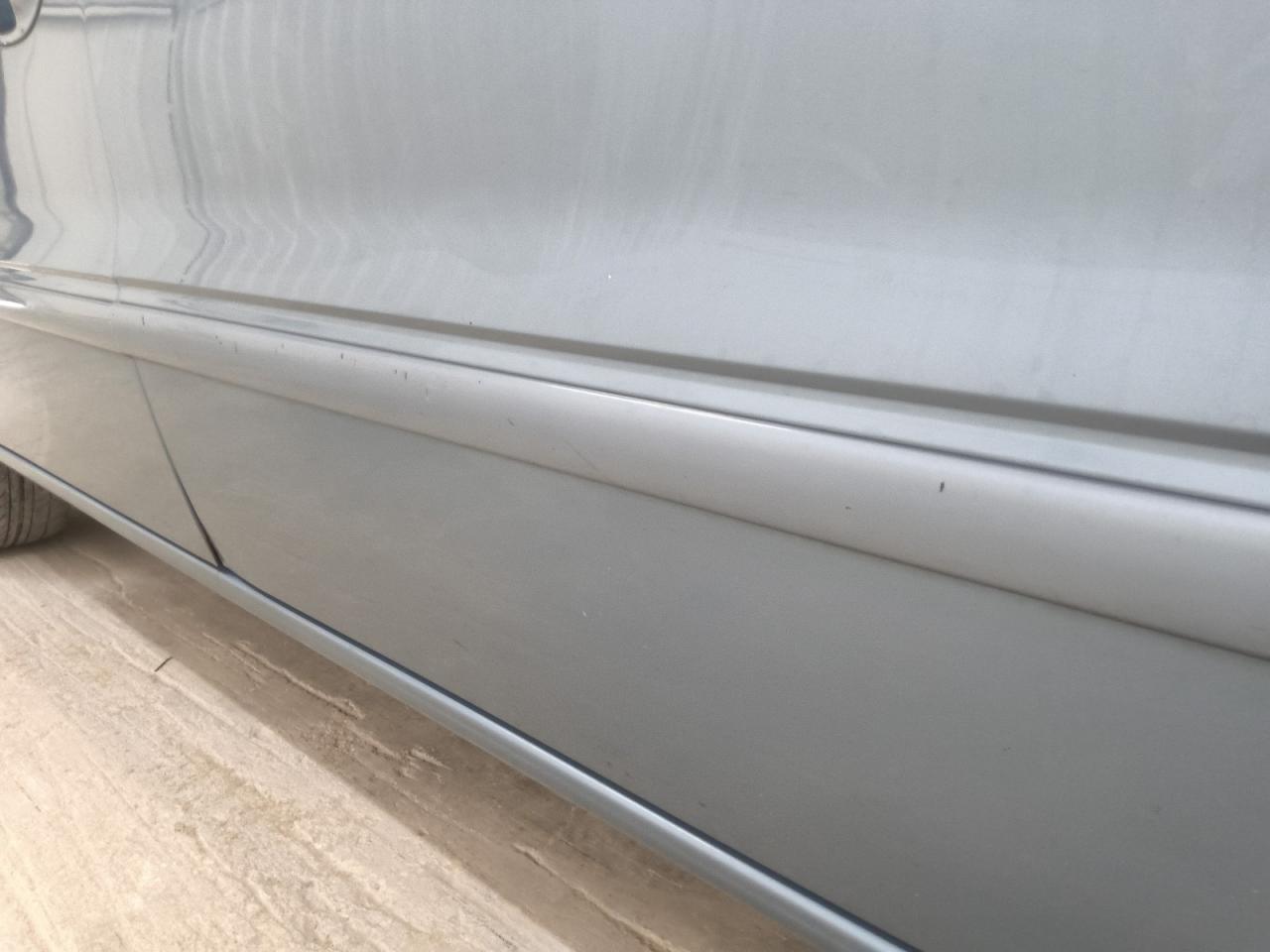 2007 Ford Freestar Sel Blue vin: 2FMZA52267BA04753 Damage: Right Front Door, Heavy Scratch, 1/2 To 1 Inch