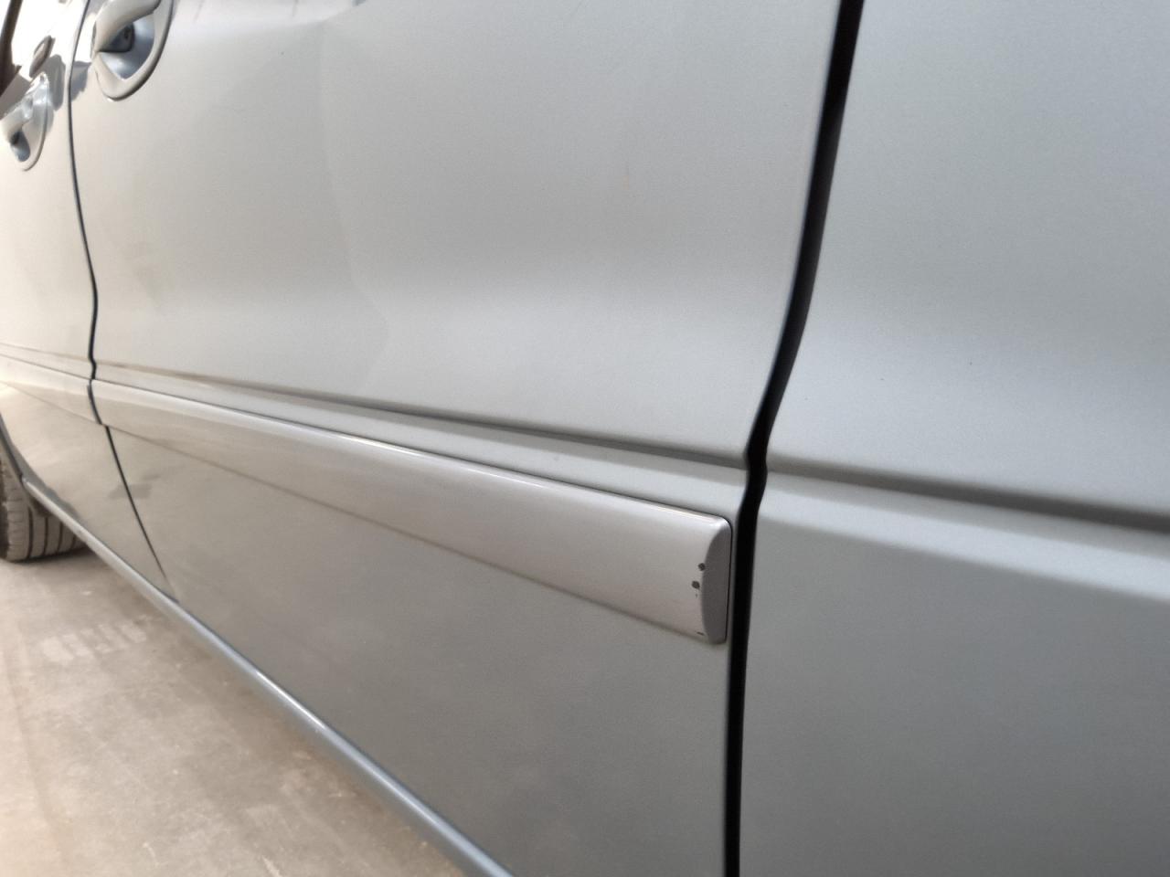 2007 Ford Freestar Sel Blue vin: 2FMZA52267BA04753 Damage: Left Sliding Door, Heavy Scratch, 1/2 To 1 Inch