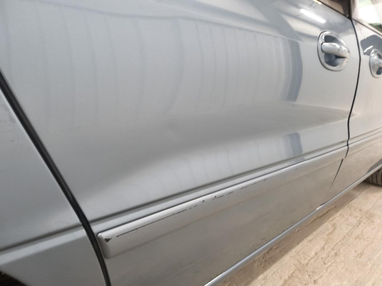 2007 Ford Freestar Sel Blue vin: 2FMZA52267BA04753 Damage: Right Sliding Door, Dent(S) W/No Paint Dmg, 1 To 2 Inches