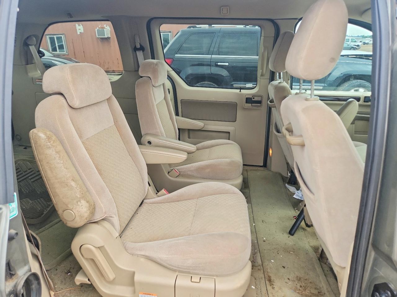 2006 Ford Freestar Sel Золотой vin: 2FMZA522X6BA23515