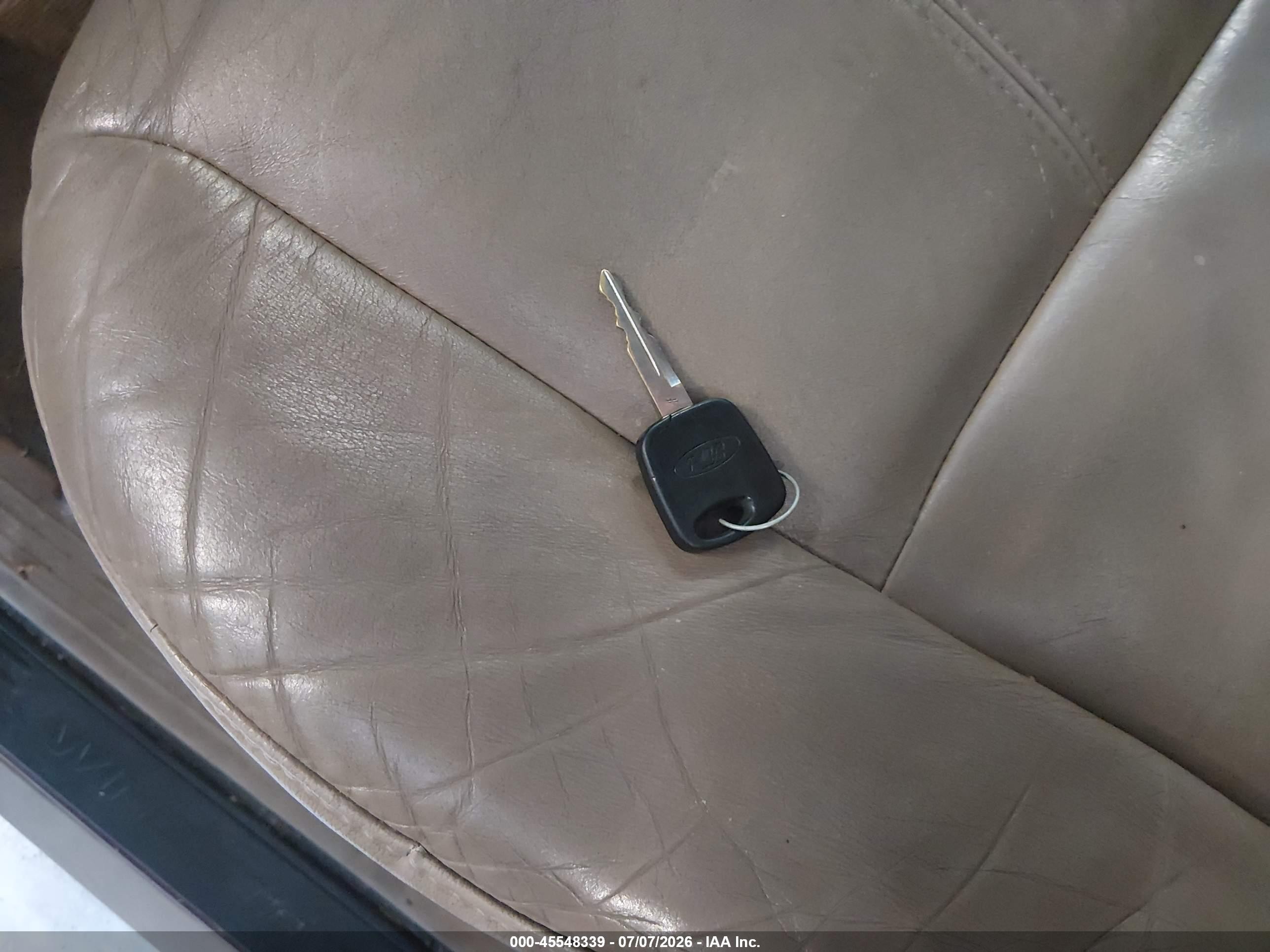 2000 Ford Windstar Limited/sel Бордовый vin: 2FMZA5340YBA10923