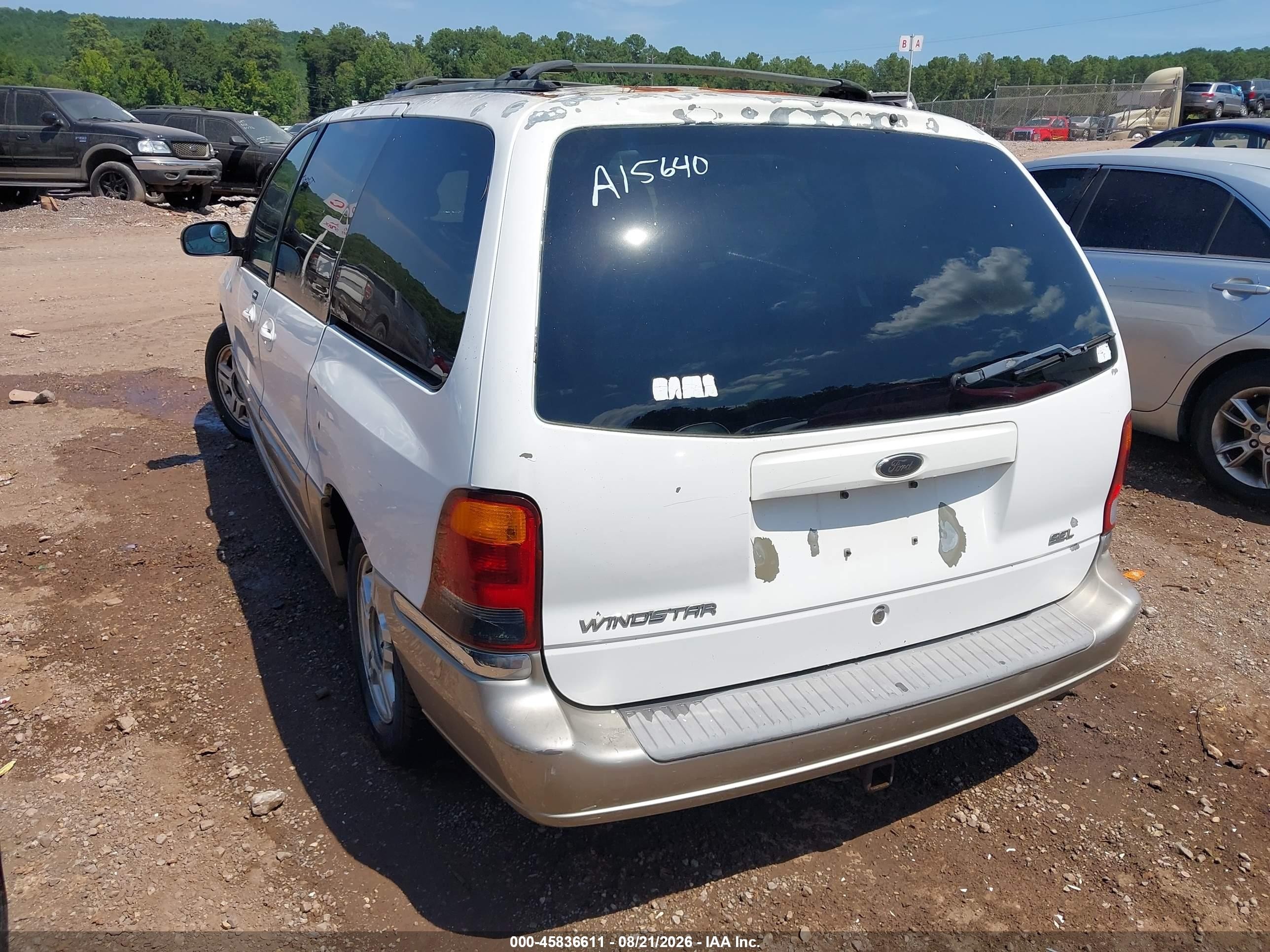 2003 Ford Windstar Sel White vin: 2FMZA53413BA15640