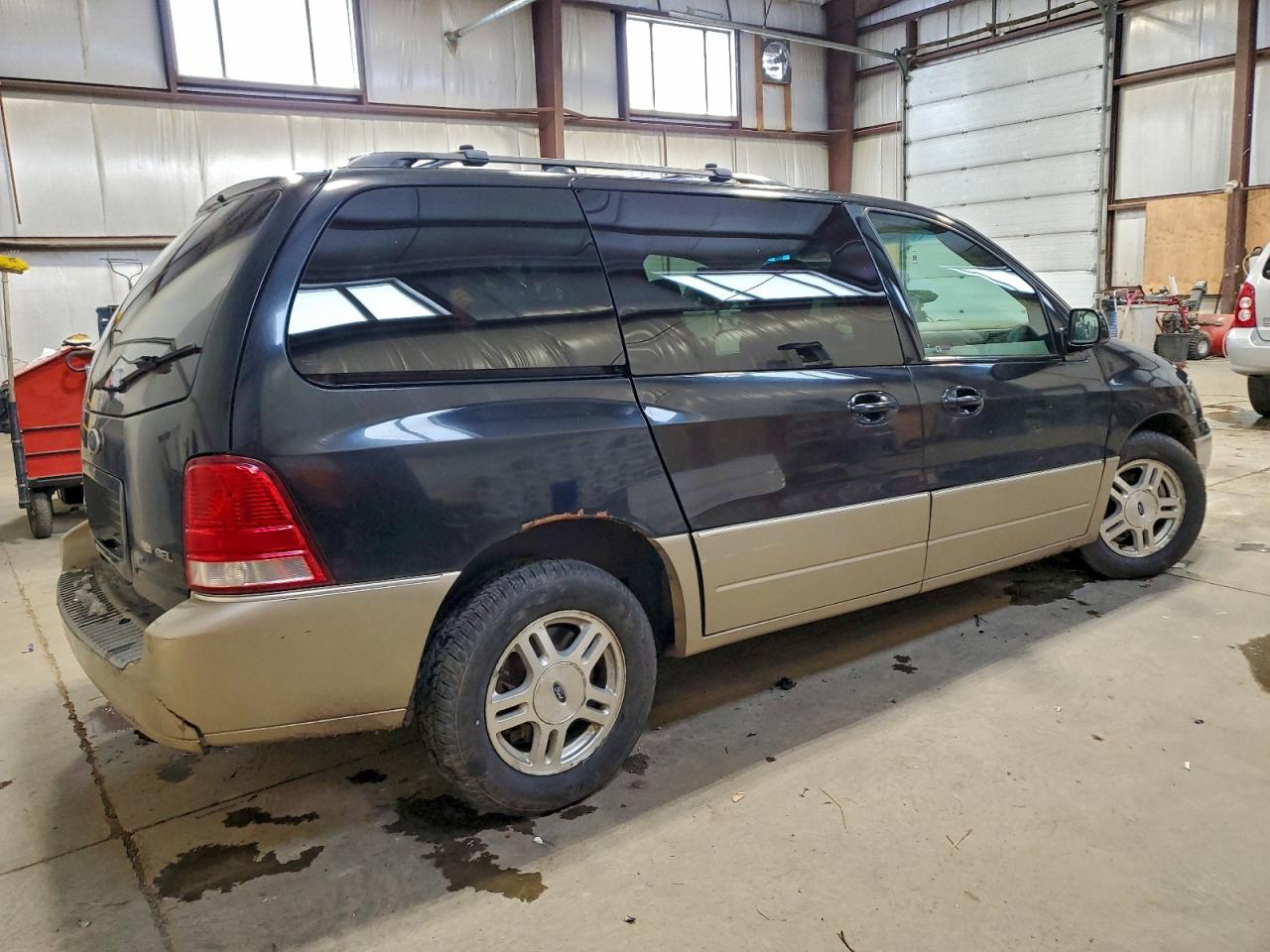2004 Ford Freestar Sel Black vin: 2FMZA562X4BB02660