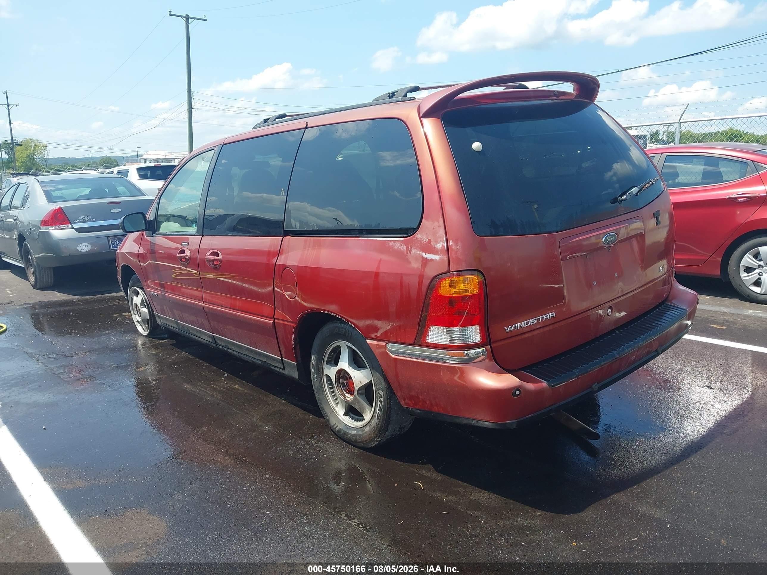 2002 Ford Windstar Sport Red vin: 2FMZA57432BA74388