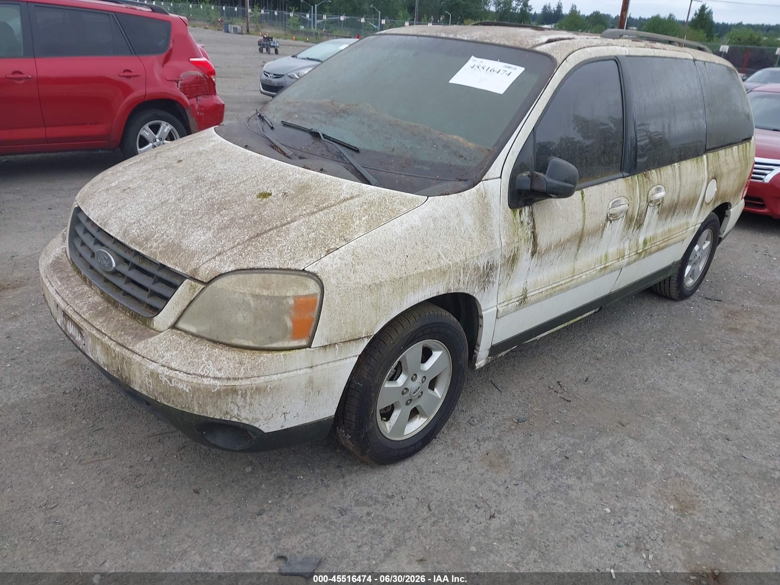 2004 Ford Freestar Ses White vin: 2FMZA57604BA56726