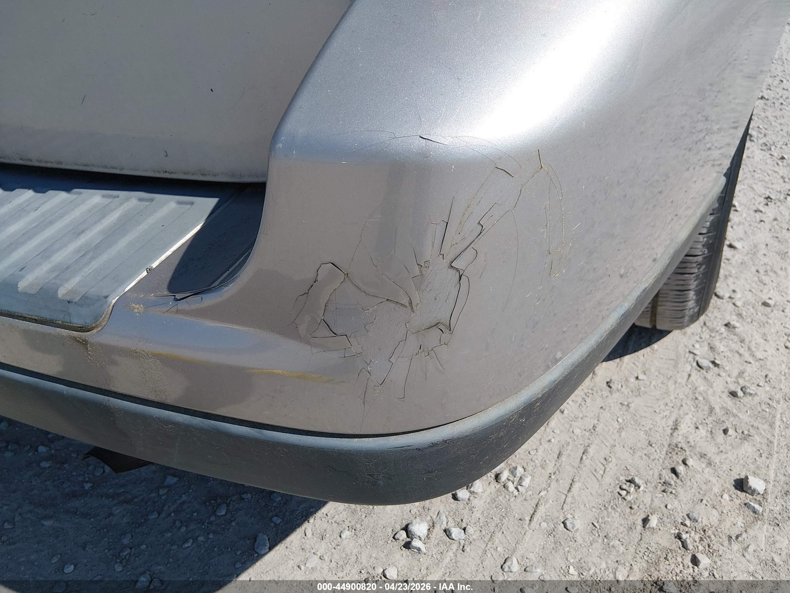 2004 Ford Freestar Ses Silver vin: 2FMZA57604BA97552