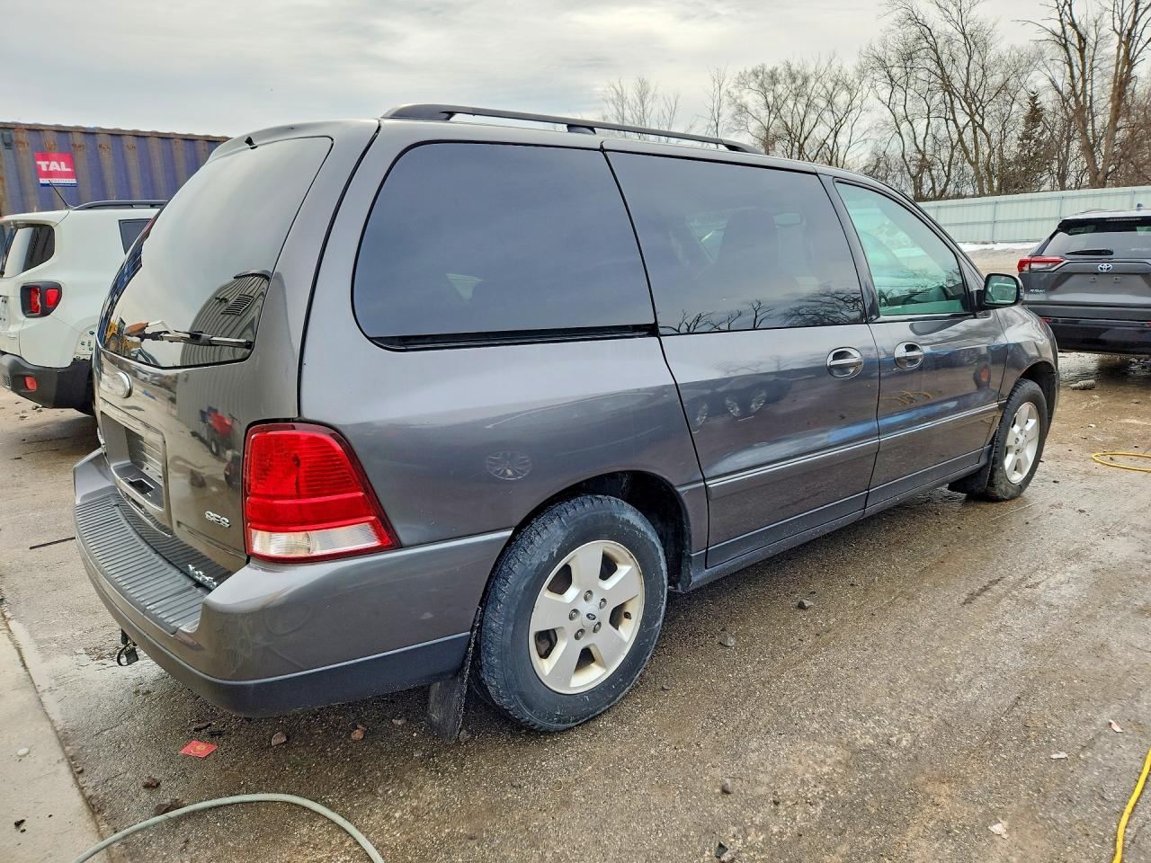 2005 Ford Freestar Ses Серый vin: 2FMZA57675BA20341