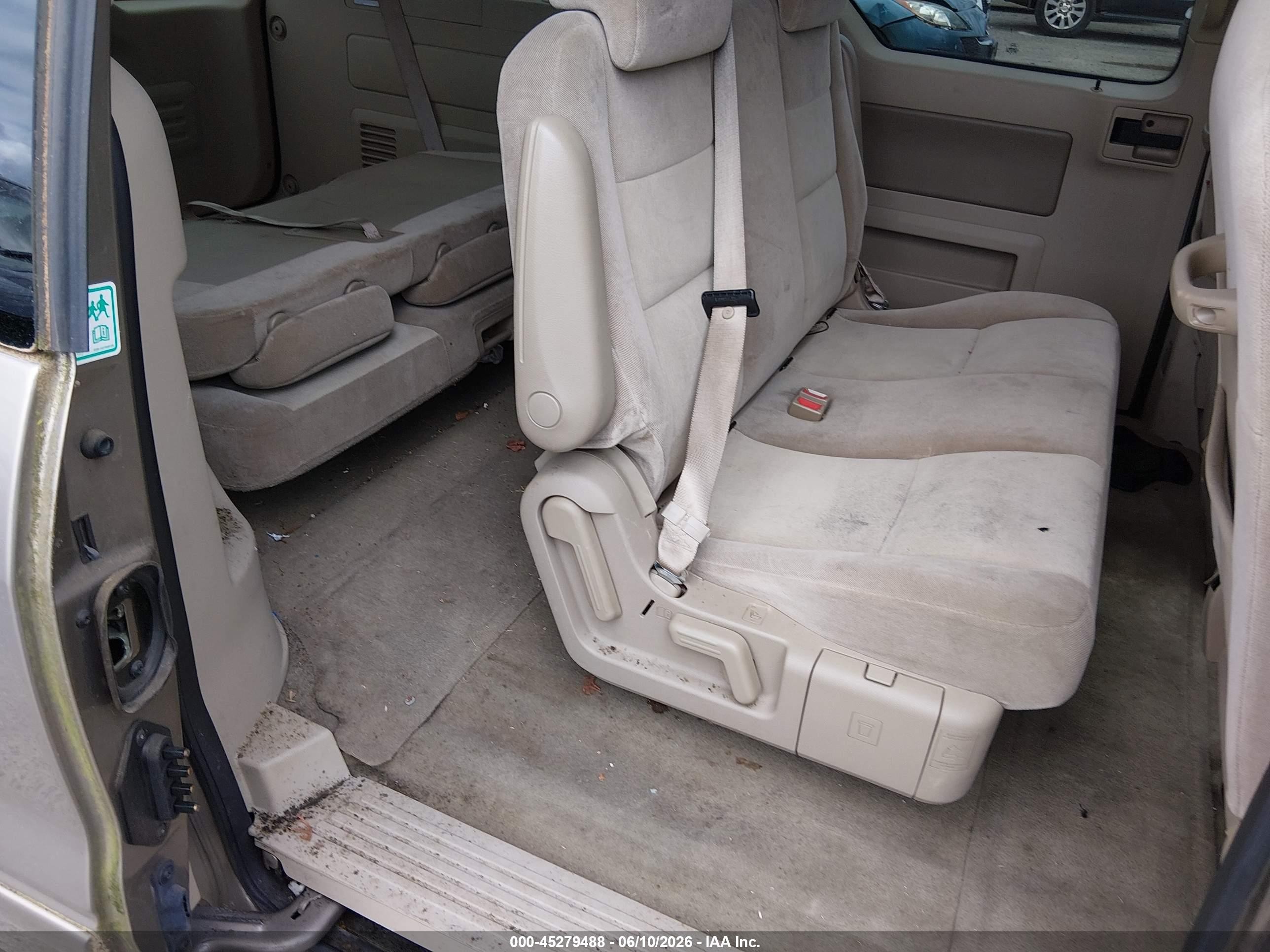 2004 Ford Freestar Ses Dark Brown vin: 2FMZA57684BA97945