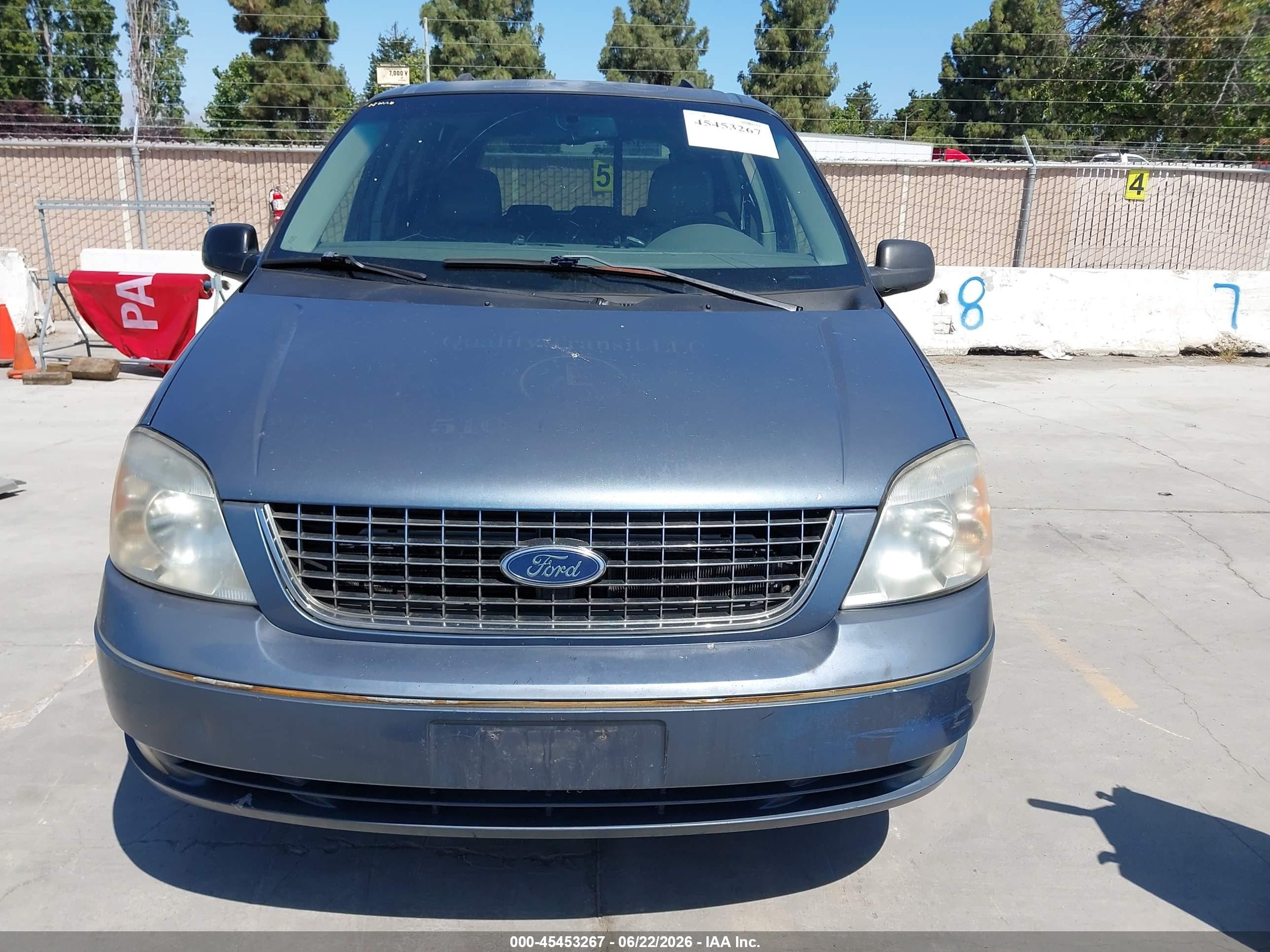 2006 Ford Freestar Limited Blue vin: 2FMZA58236BA48442