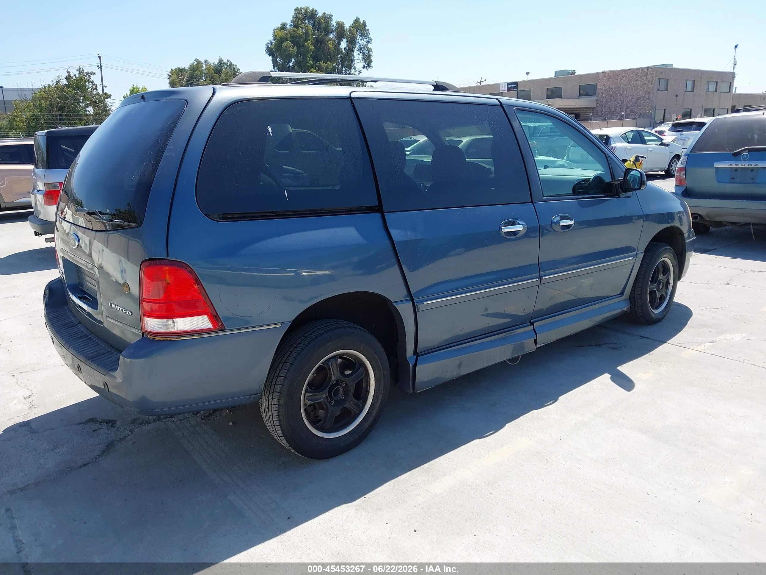 2006 Ford Freestar Limited Blue vin: 2FMZA58236BA48442