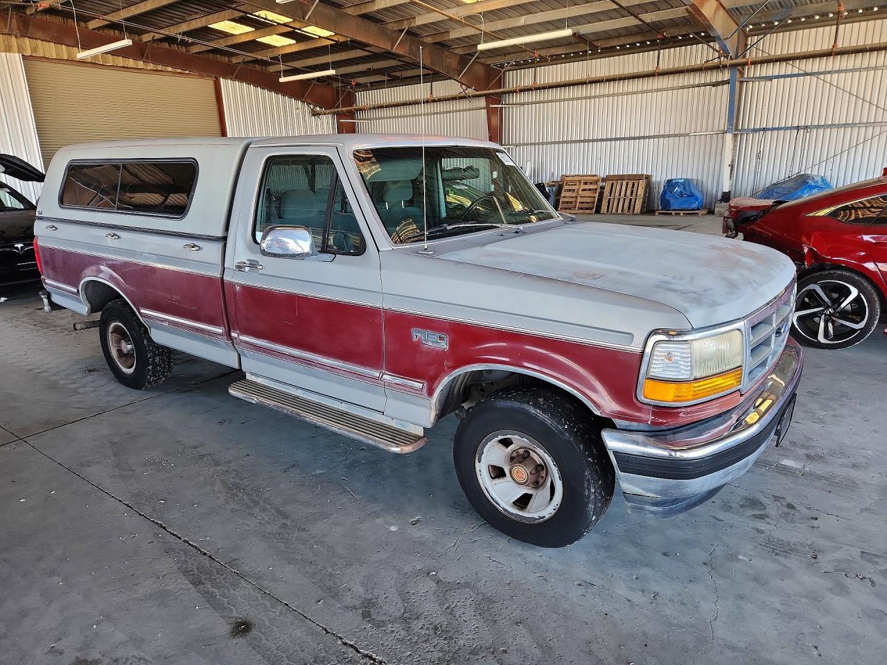 1993 Ford F-150 Two Tone vin: 2FTDF15N3PCA48072