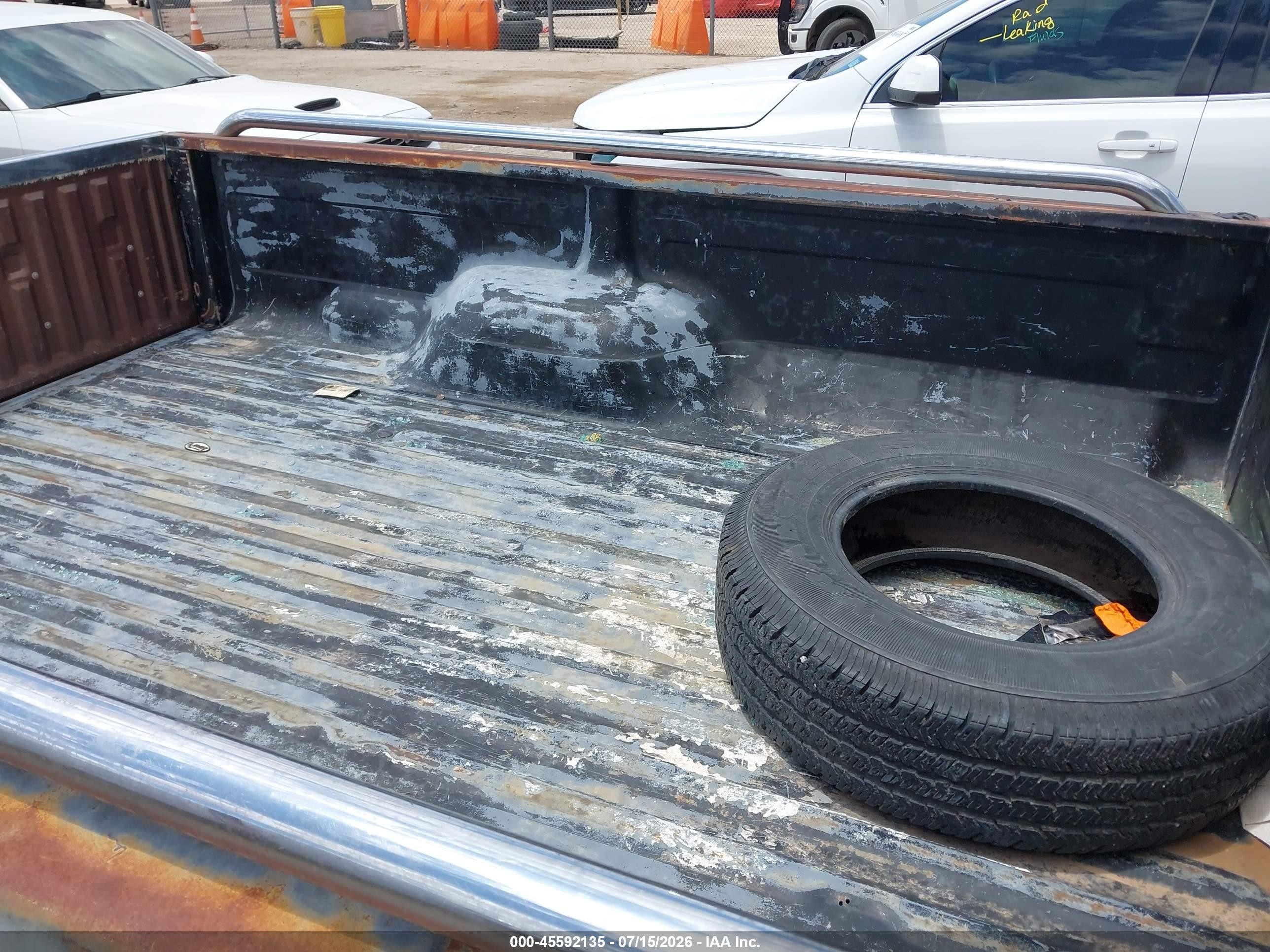 1986 Ford F150   Gray vin: 2FTDF15Y3GCB16770