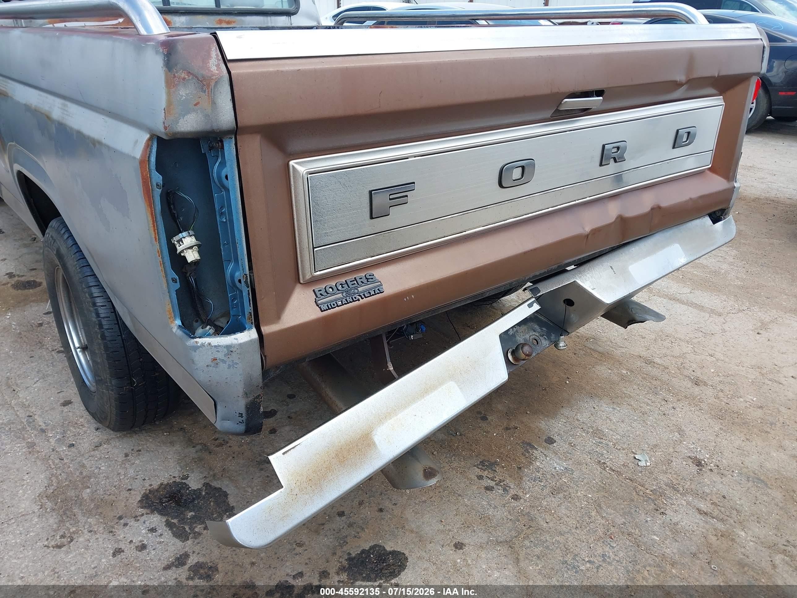 1986 Ford F150   Gray vin: 2FTDF15Y3GCB16770