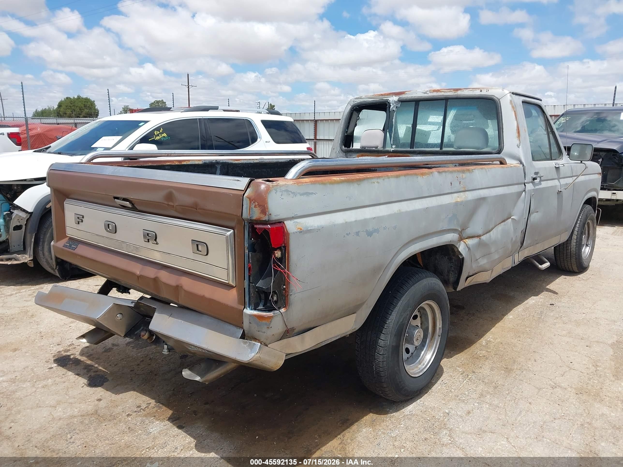 1986 Ford F150   Gray vin: 2FTDF15Y3GCB16770