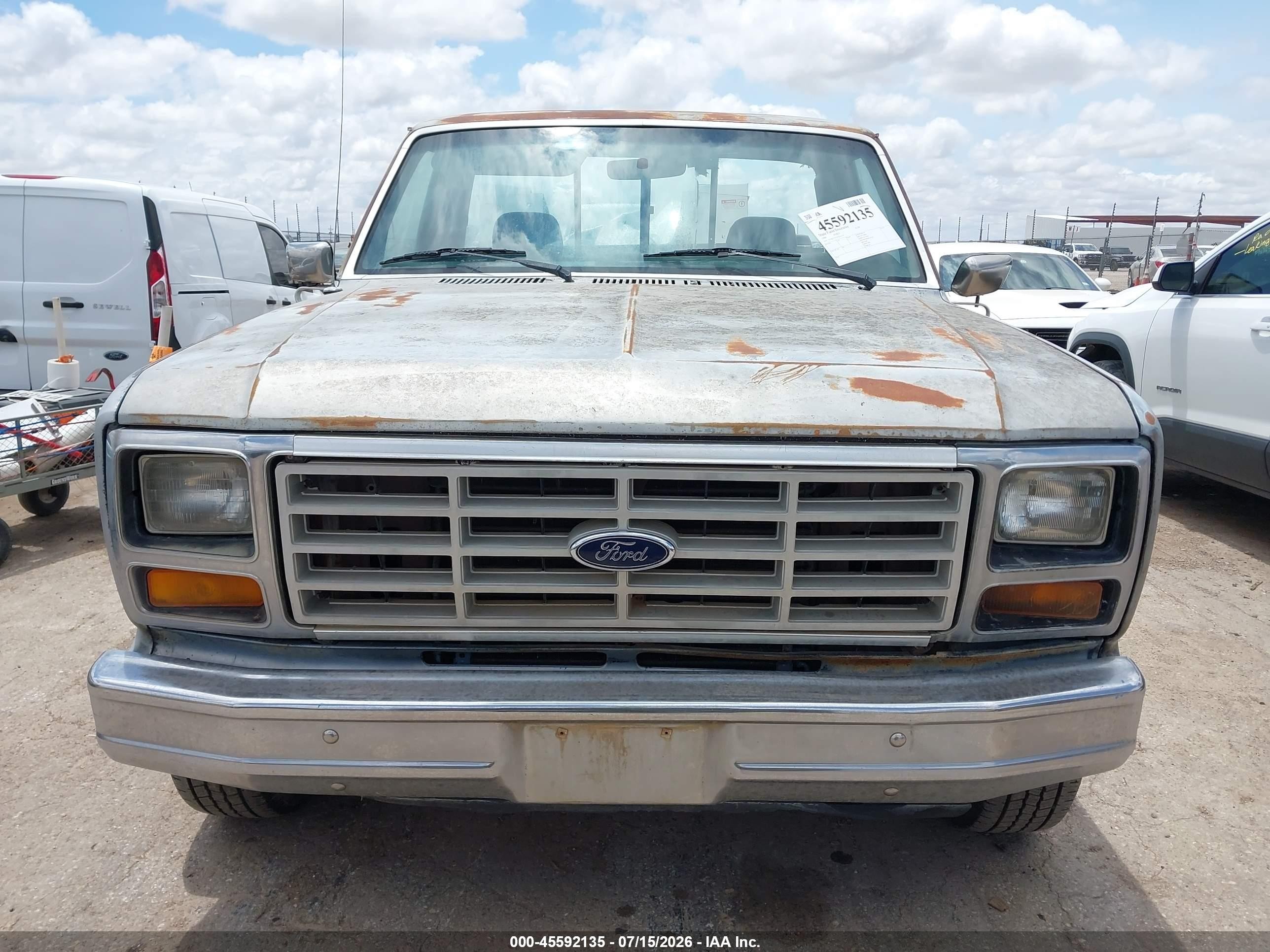 1986 Ford F150   Gray vin: 2FTDF15Y3GCB16770