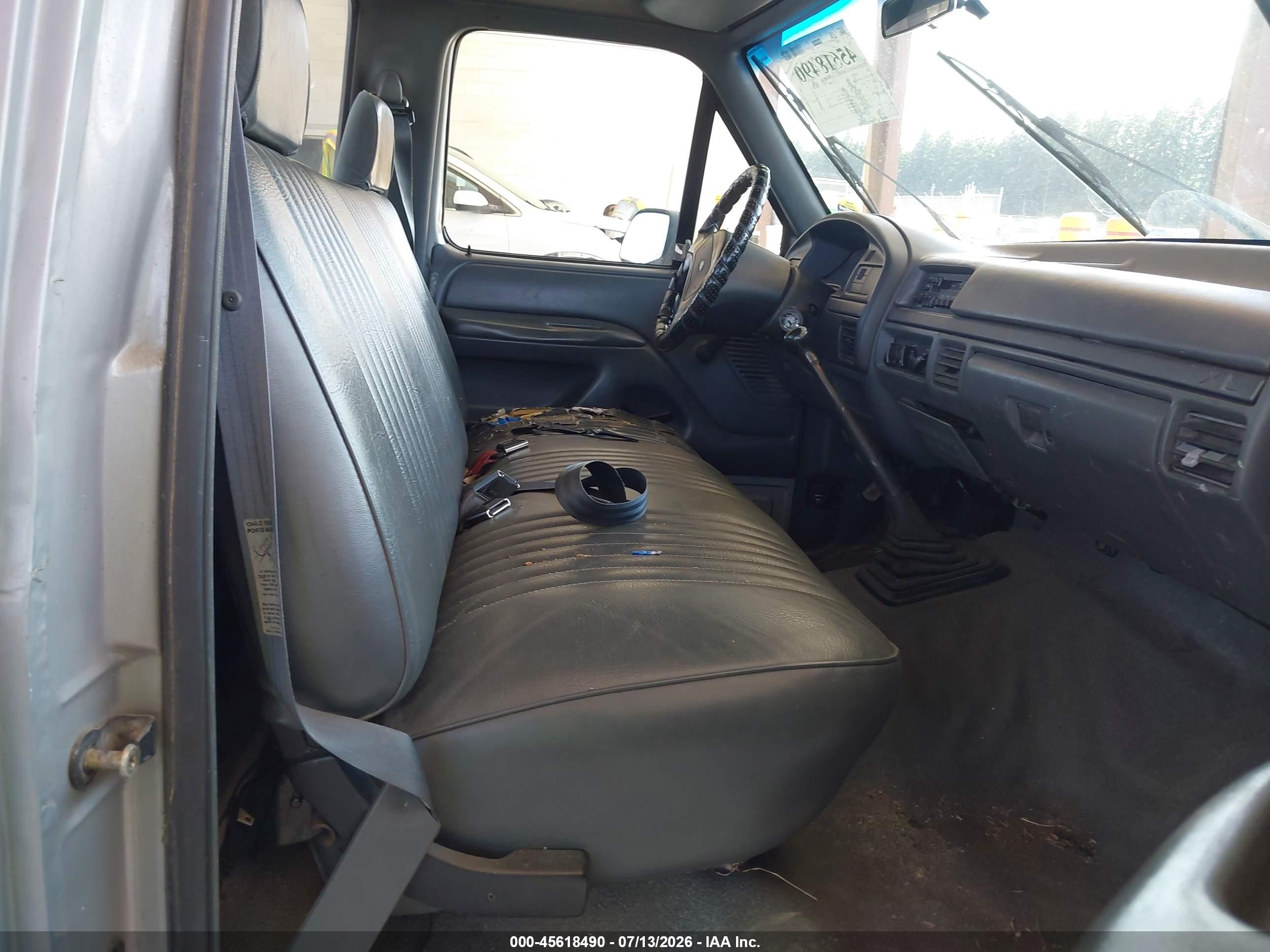 1993 Ford F150 Gray vin: 2FTDF15Y9PCA61886