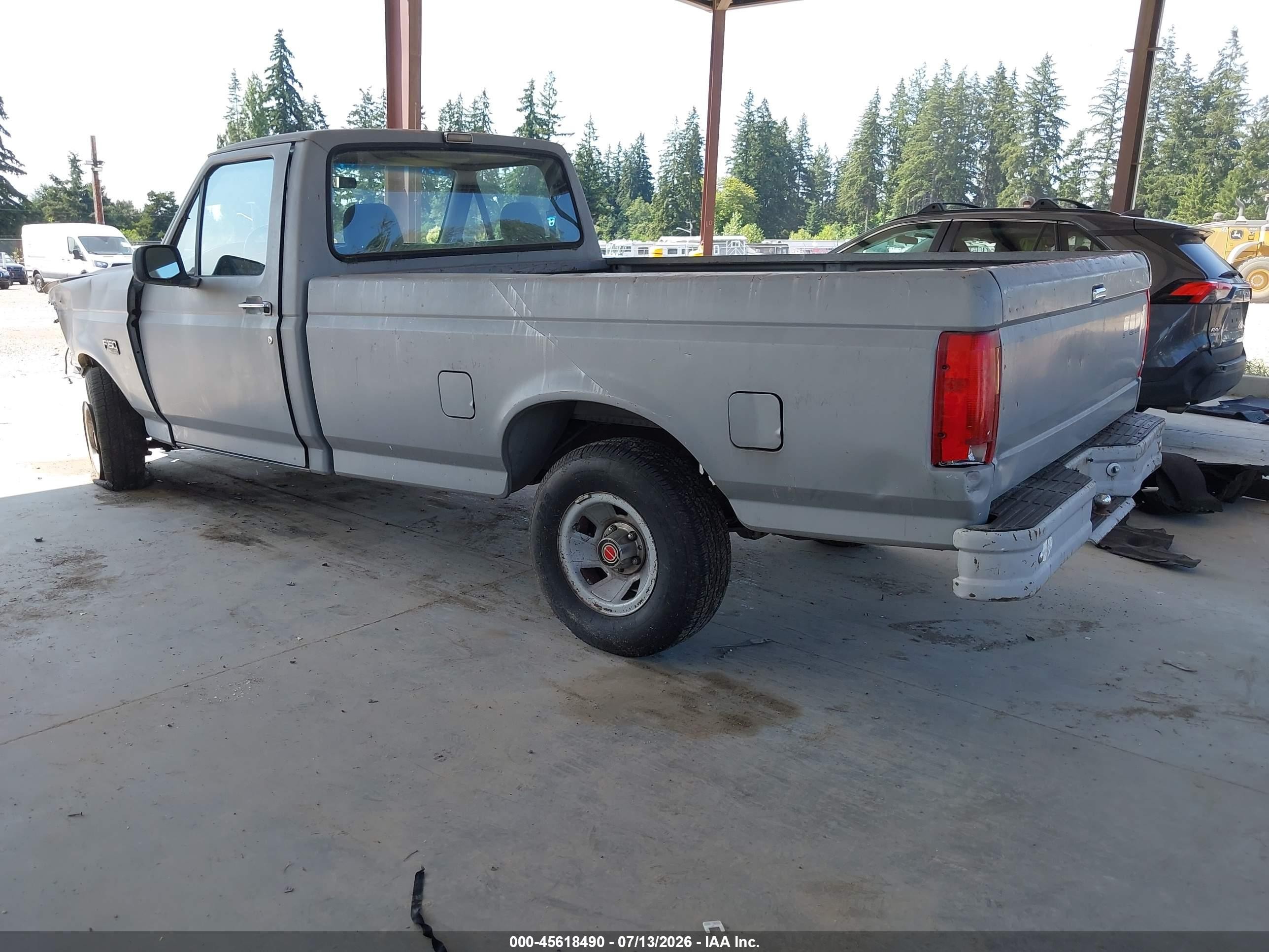1993 Ford F150 Gray vin: 2FTDF15Y9PCA61886