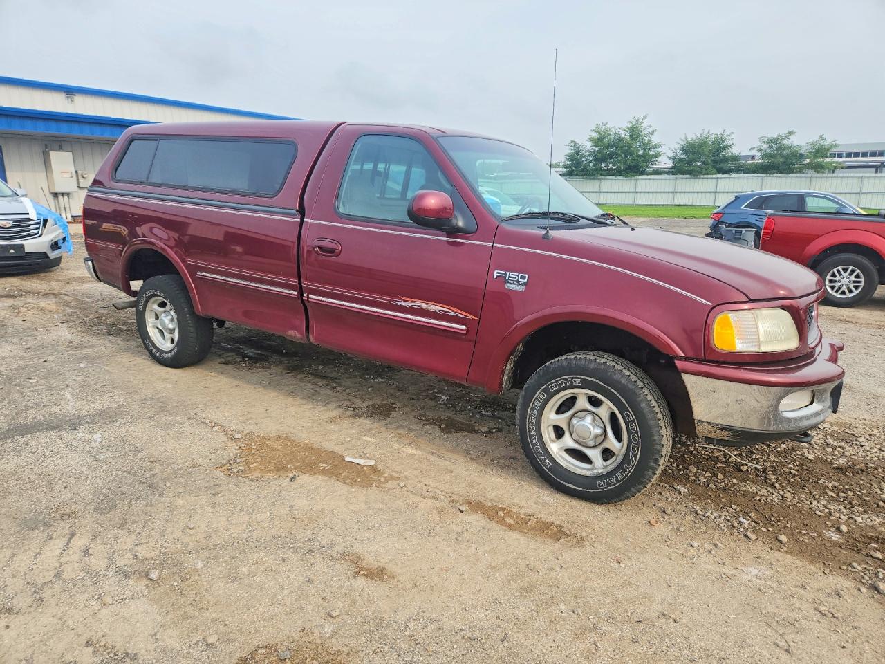 1997 Ford F150 Red vin: 2FTDF18W8VCA84387