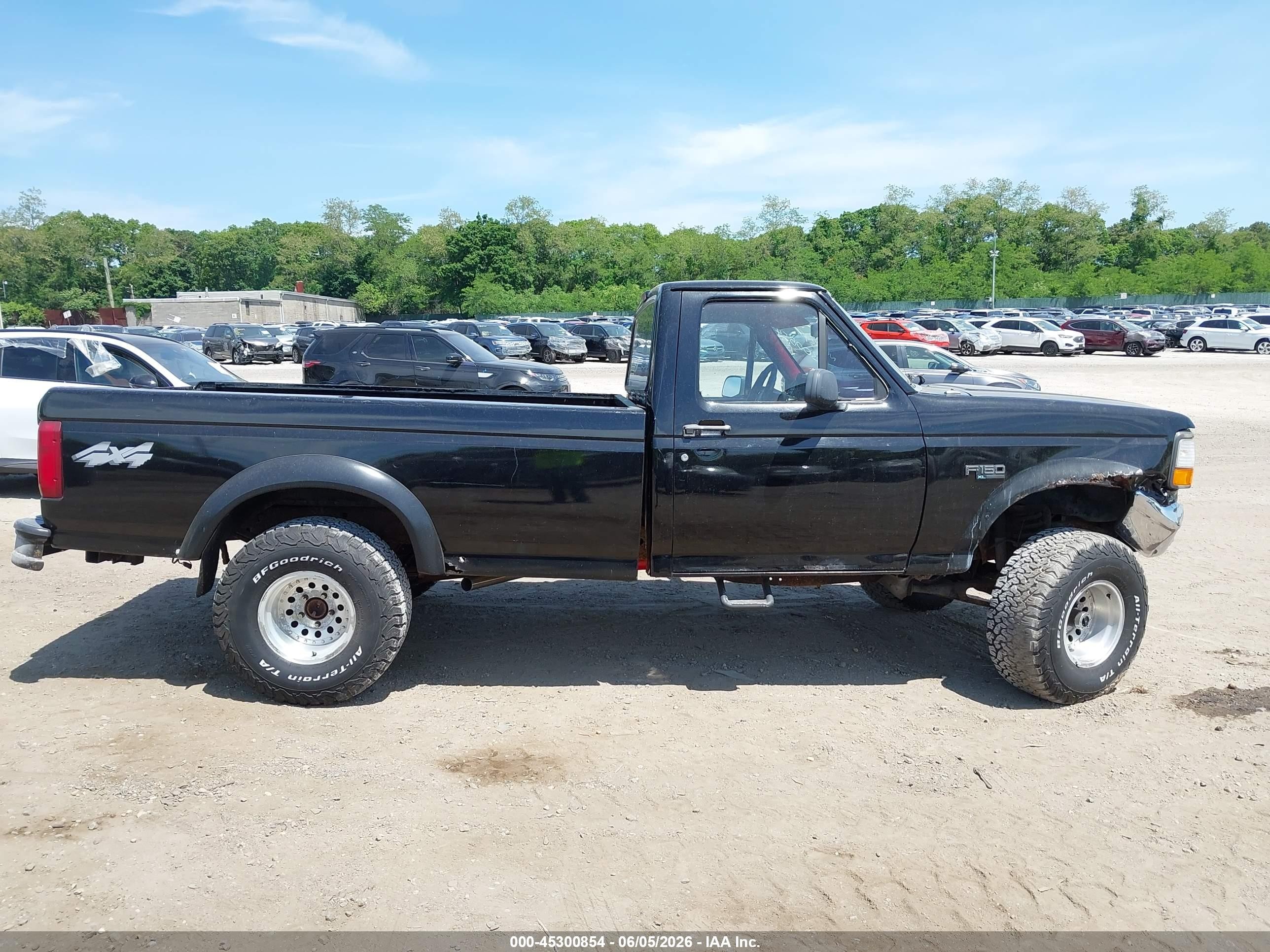1996 Ford F150   Black vin: 2FTEF14N7TCA21358