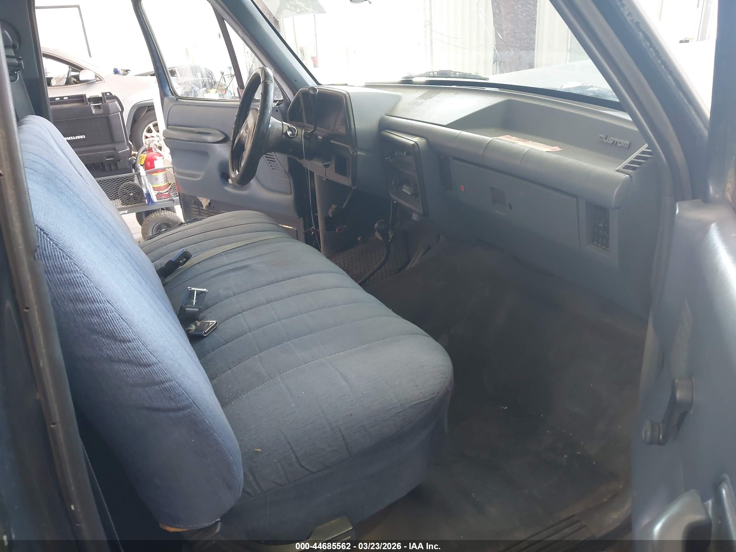 1990 Ford F150   Dark Blue vin: 2FTEF14N9LCA59383