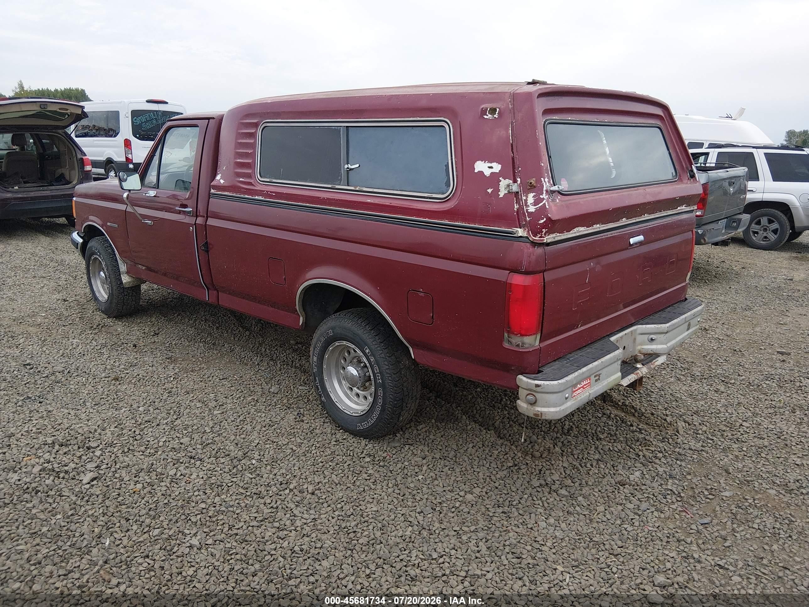 1988 Ford F250   Red vin: 2FTFF25N1JCB02586