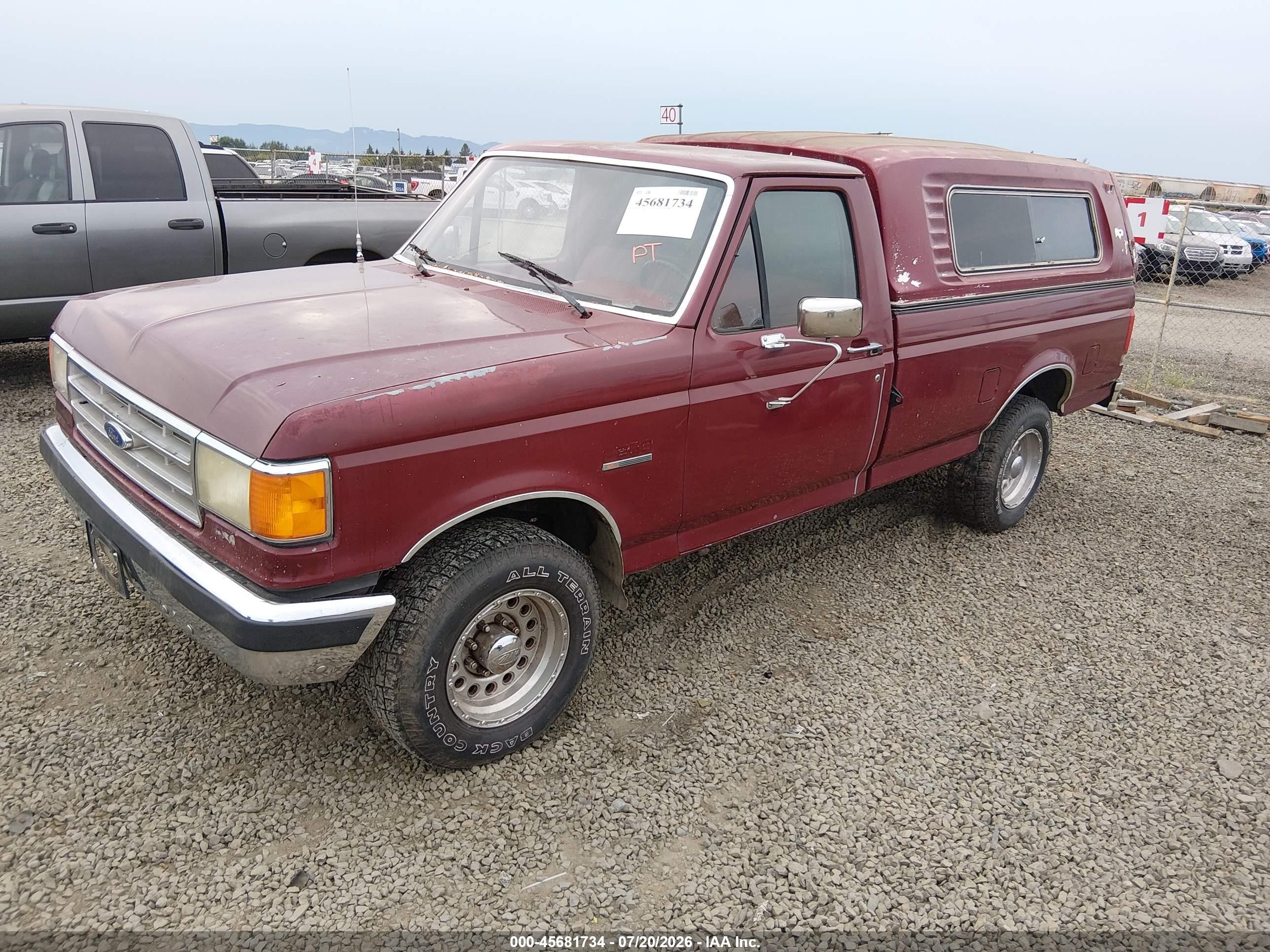 1988 Ford F250   Red vin: 2FTFF25N1JCB02586