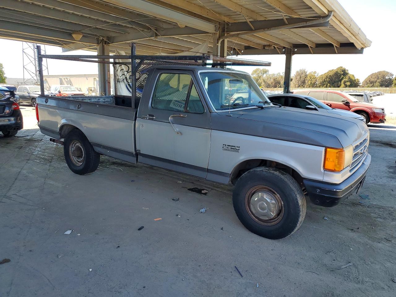 1991 Ford F250 Silver vin: 2FTHF25H6MCA65798