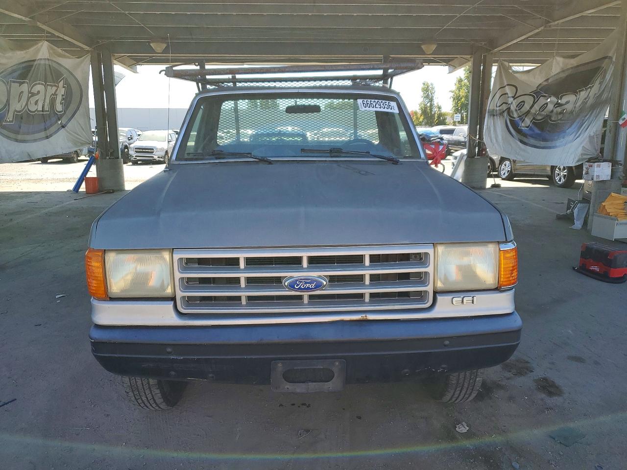 1991 Ford F250 Silver vin: 2FTHF25H6MCA65798