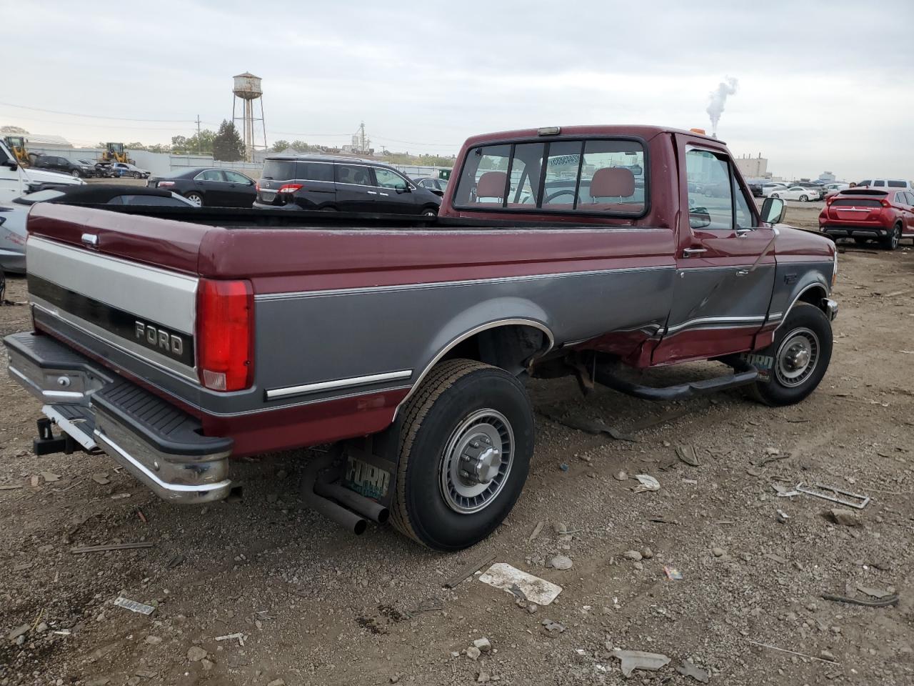 1993 Ford F250 Red vin: 2FTHF25H8PCA36887